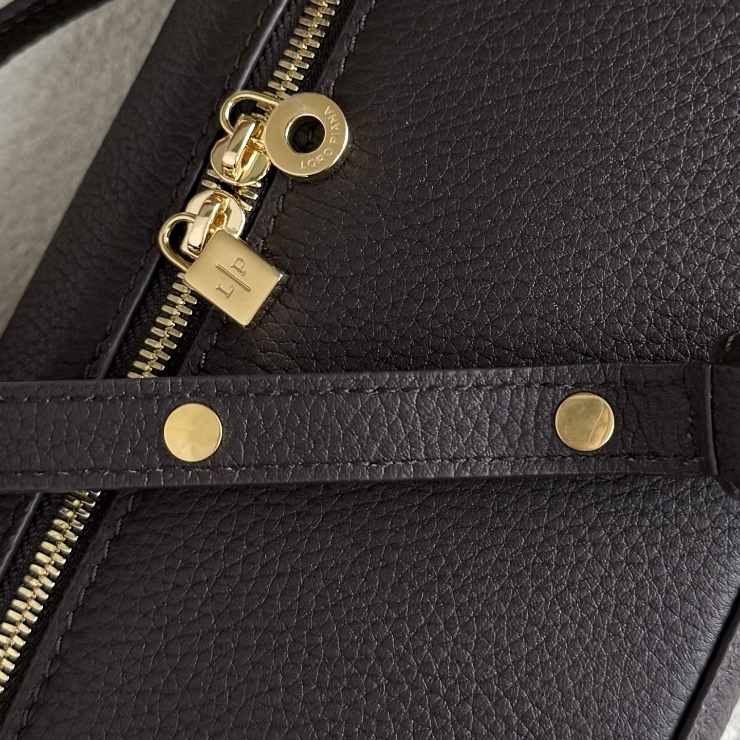 Extra pocket leather handbag Loro Piana Burgundy in Leather - 56616613
