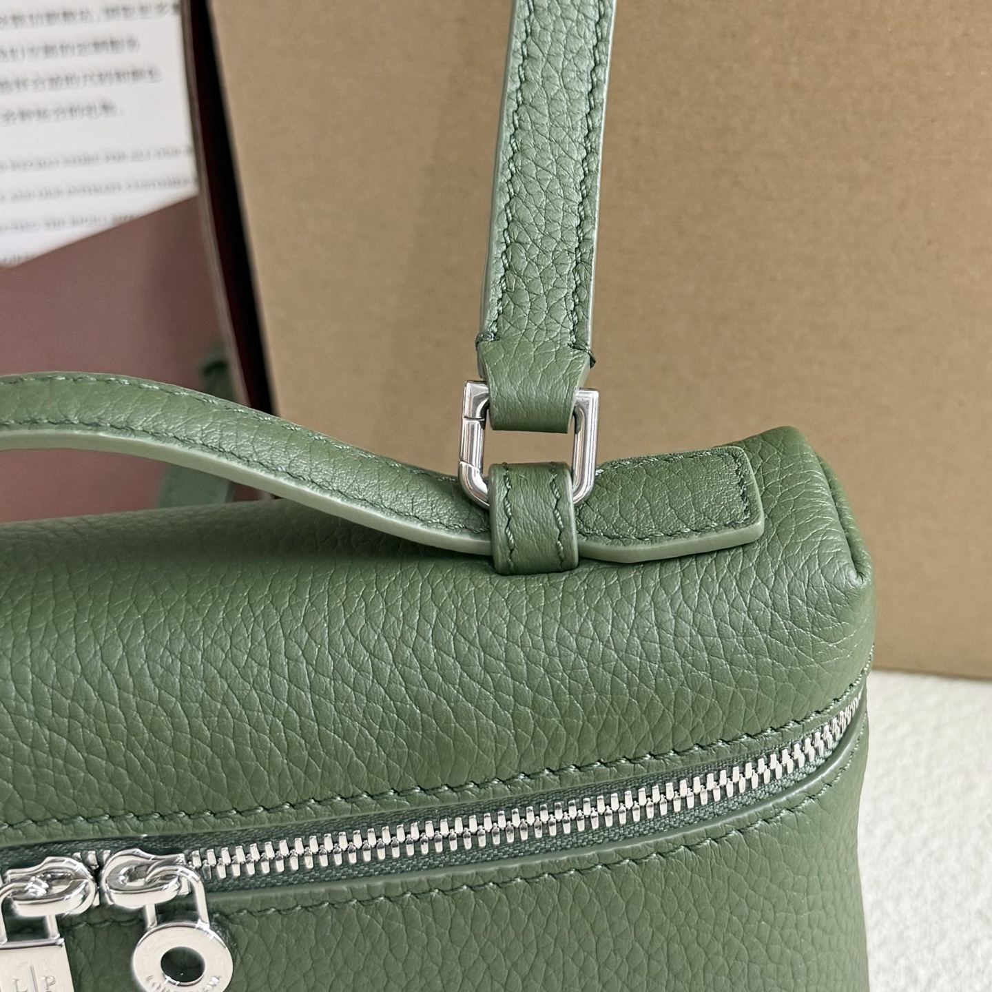 Leather handbag Loro Piana Green in Leather - 42043951