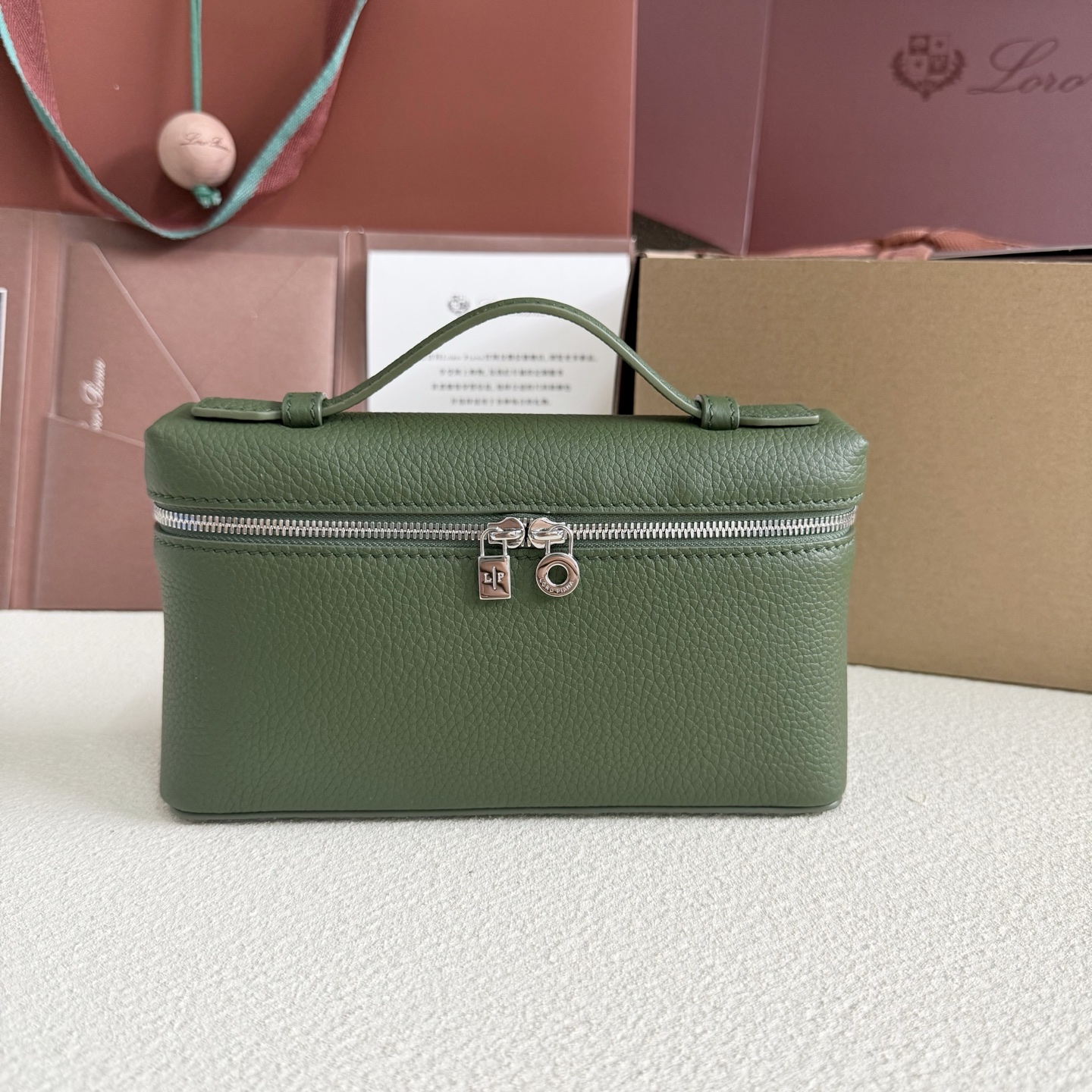 Leather handbag Loro Piana Green in Leather – 42043951
