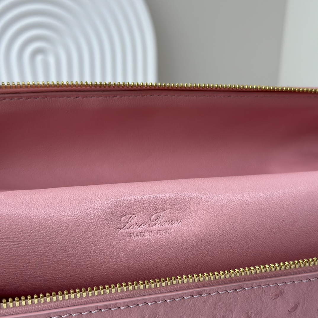 Loro Piana Ostrich handbag Loro Piana Pink in Ostrich - 34519347