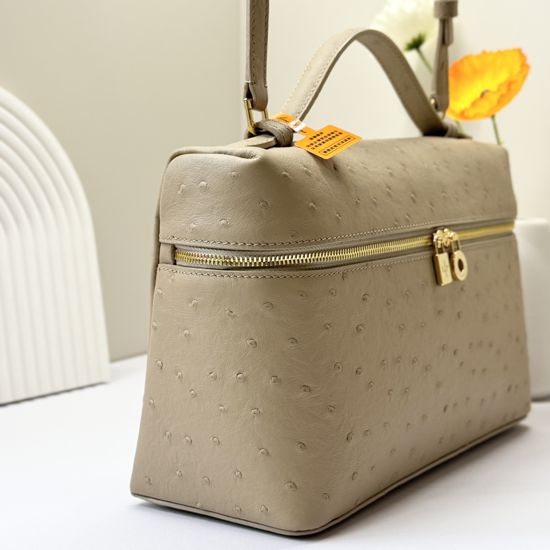 Loro Piana Extra Pocket L19 Pouch Beige Ostrich Gold