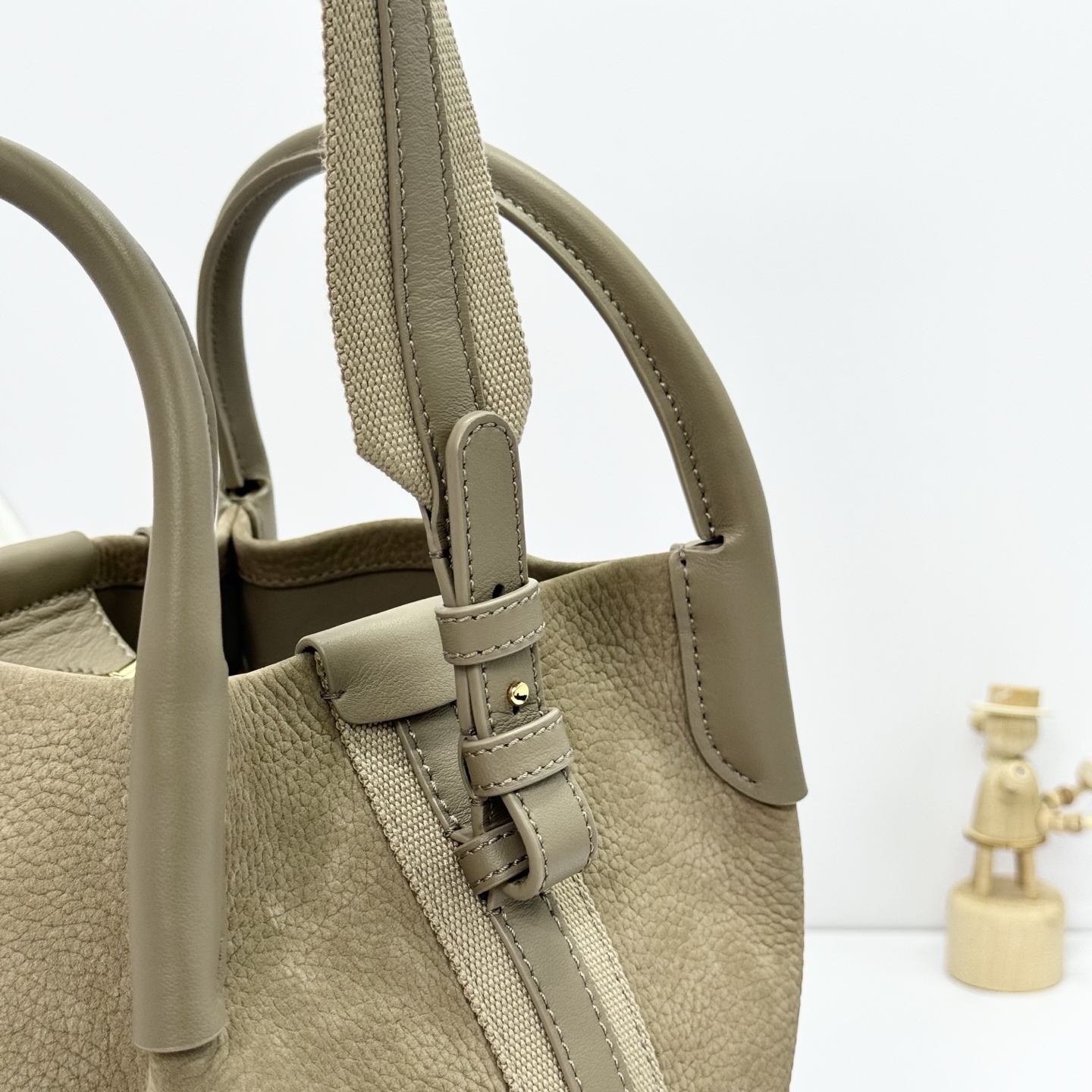 Loro Piana 51AX SS25 Women's Veil Small Shoulder Bag