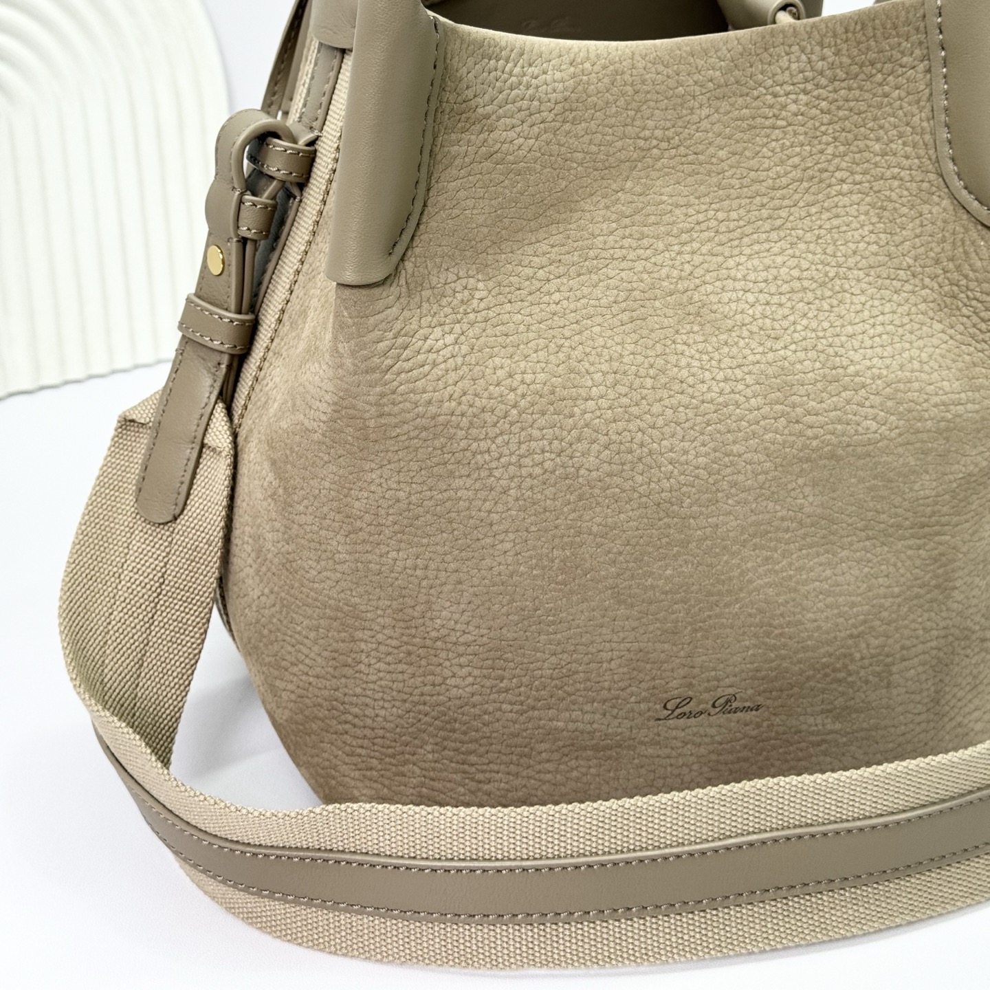 Loro Piana 51AX SS25 Women's Veil Small Shoulder Bag
