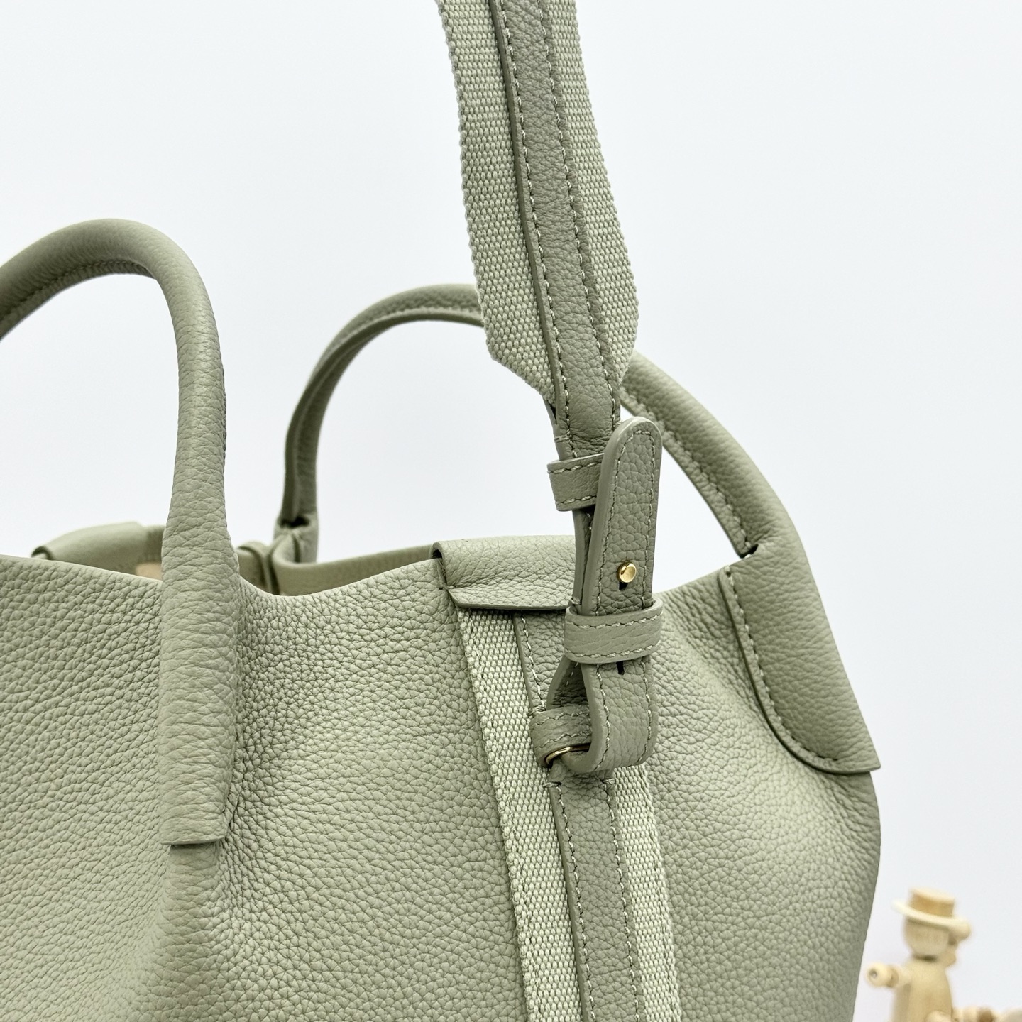 Loro Piana Large Bale bag Grained Calfskin Sage Brush Leaves | Loro Piana