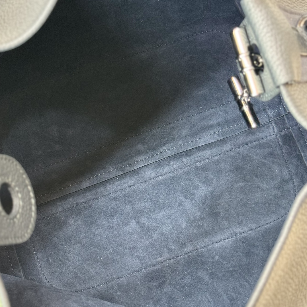 Loro Piana Bale Medium leather crossbody bag Loro Piana