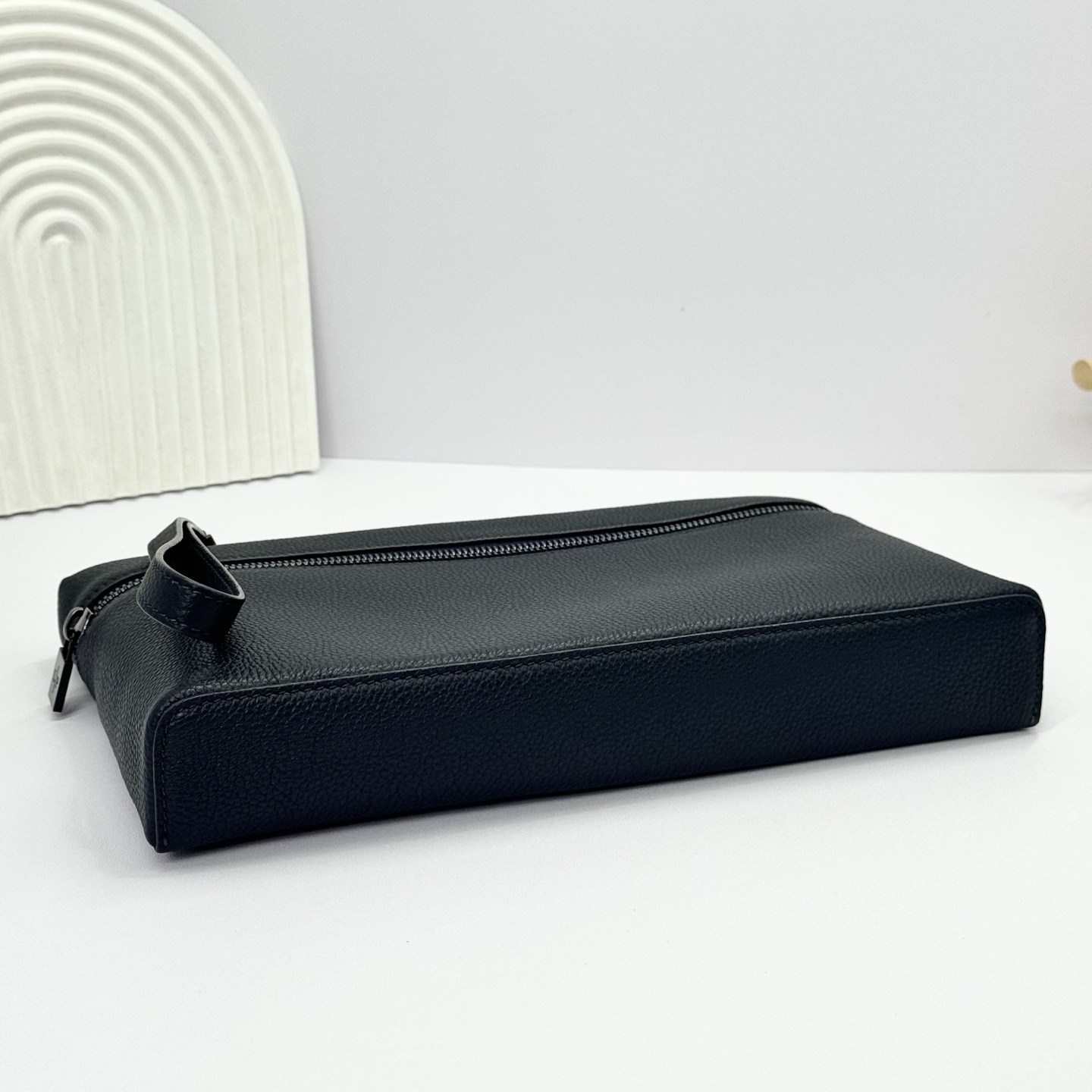 Loro Piana Extra Pouch L29 Grained Calfskin Blue Navy/Onyx | Loro