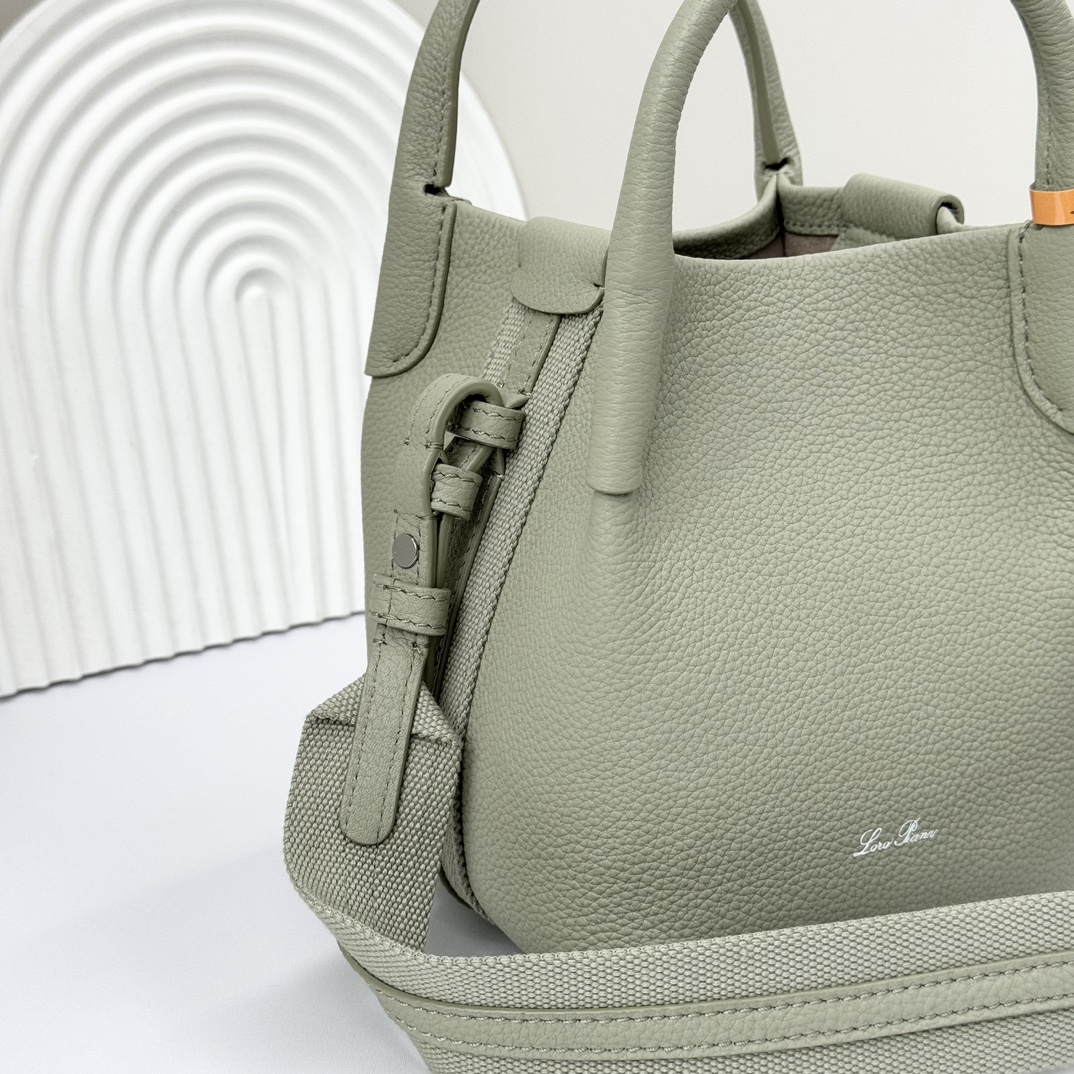 Loro Piana Micro Bale bag Grained Calfskin Yerba Mate | Loro Piana FR