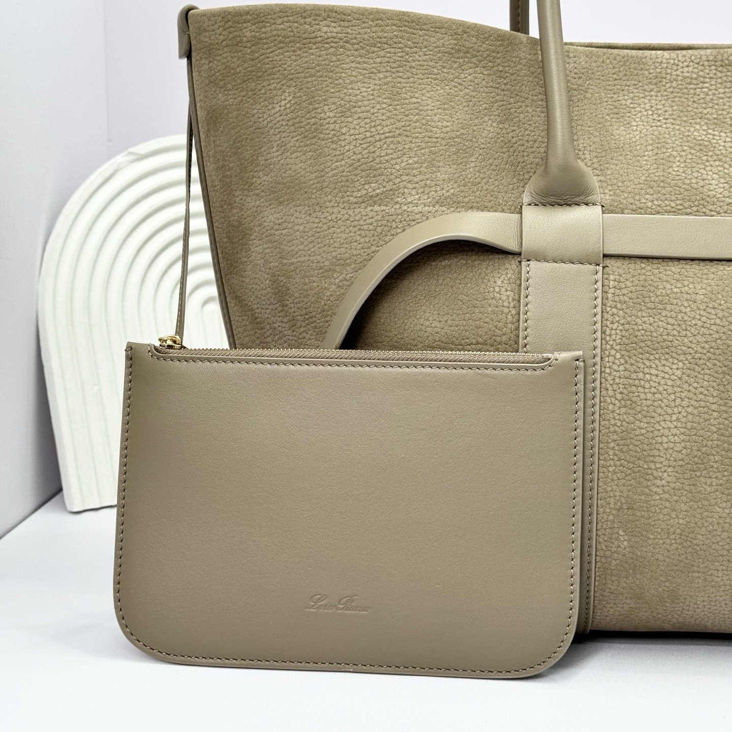 Loro Piana Ghiera Shopper Large Calfskin Fume Taupe/green | Loro Piana CC