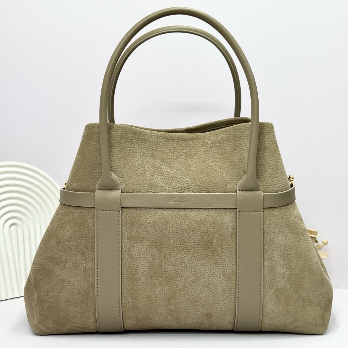 Loro Piana Ghiera Shopper Large Calfskin Fume Taupe/green | Loro Piana CC