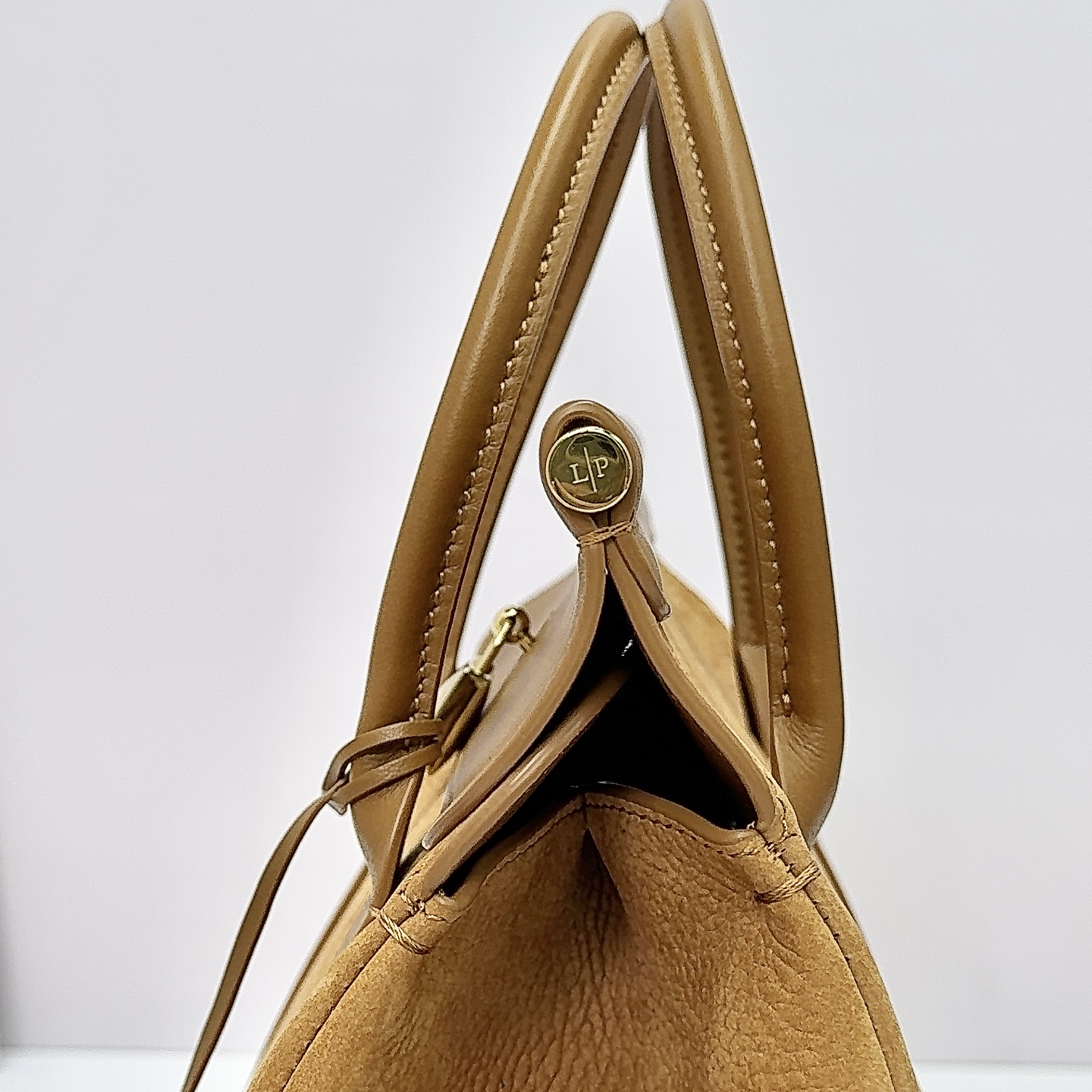 Loro Piana Loom bag L25 Calfskin Bon Ton Brown/Sun Gold | Loro Piana