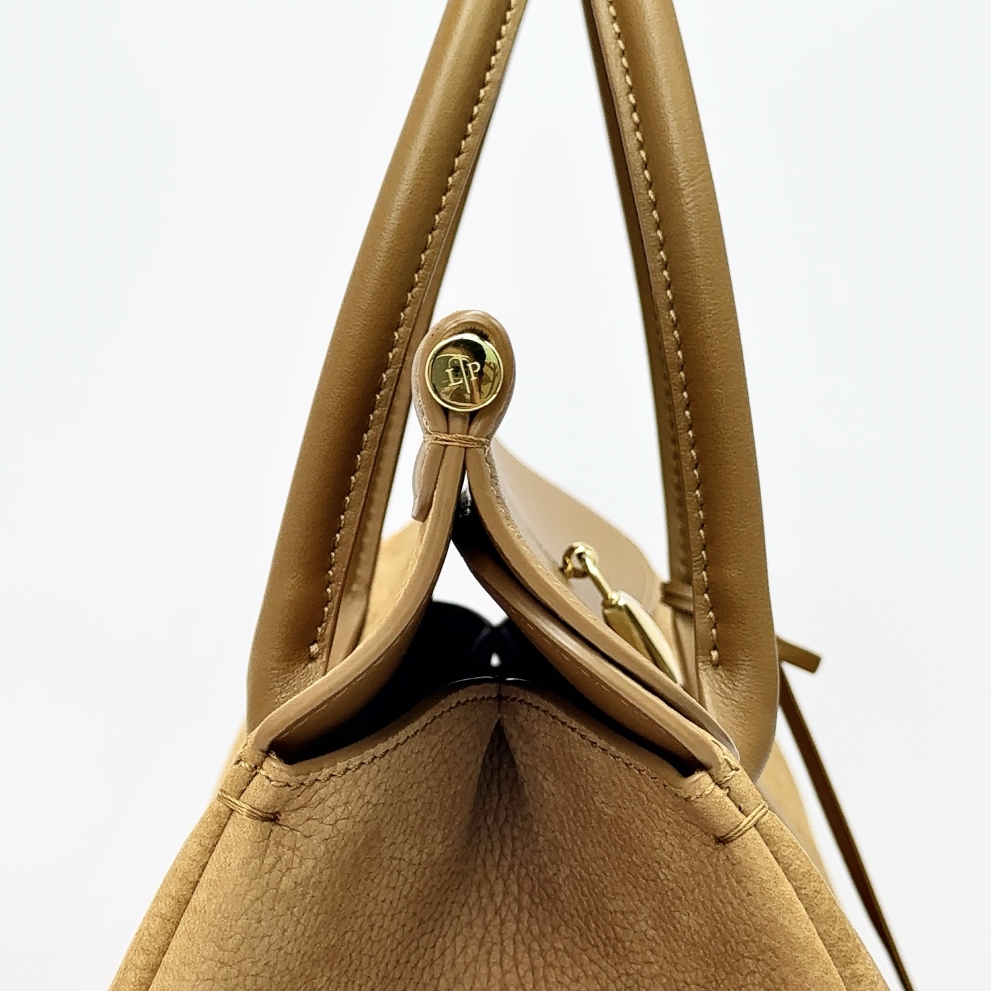 Loro Piana Loom bag L25 Calfskin Bon Ton Brown/Sun Gold | Loro Piana