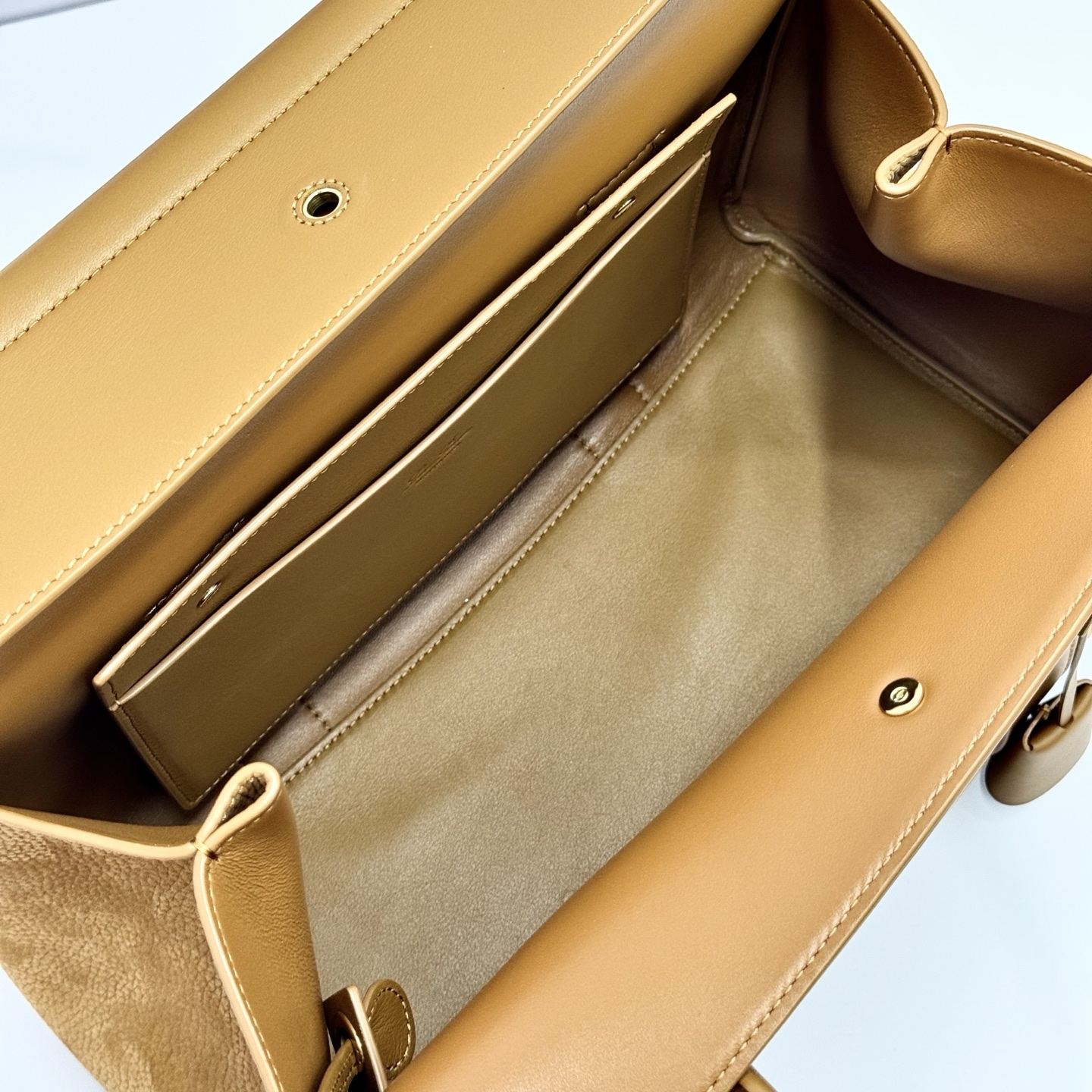 Loro Piana Loom bag L25 Calfskin Bon Ton Brown/Sun Gold | Loro Piana