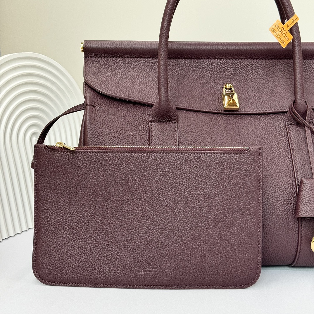 Loro Piana .Loom bag L32 Graine d Calfskin Azuki Beans/Sun Gold