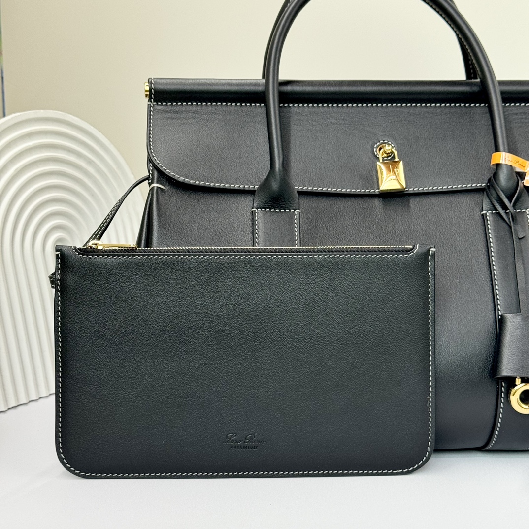 Loro Piana Loom bag L32 Smooth Calfskin Black | Loro Piana CY
