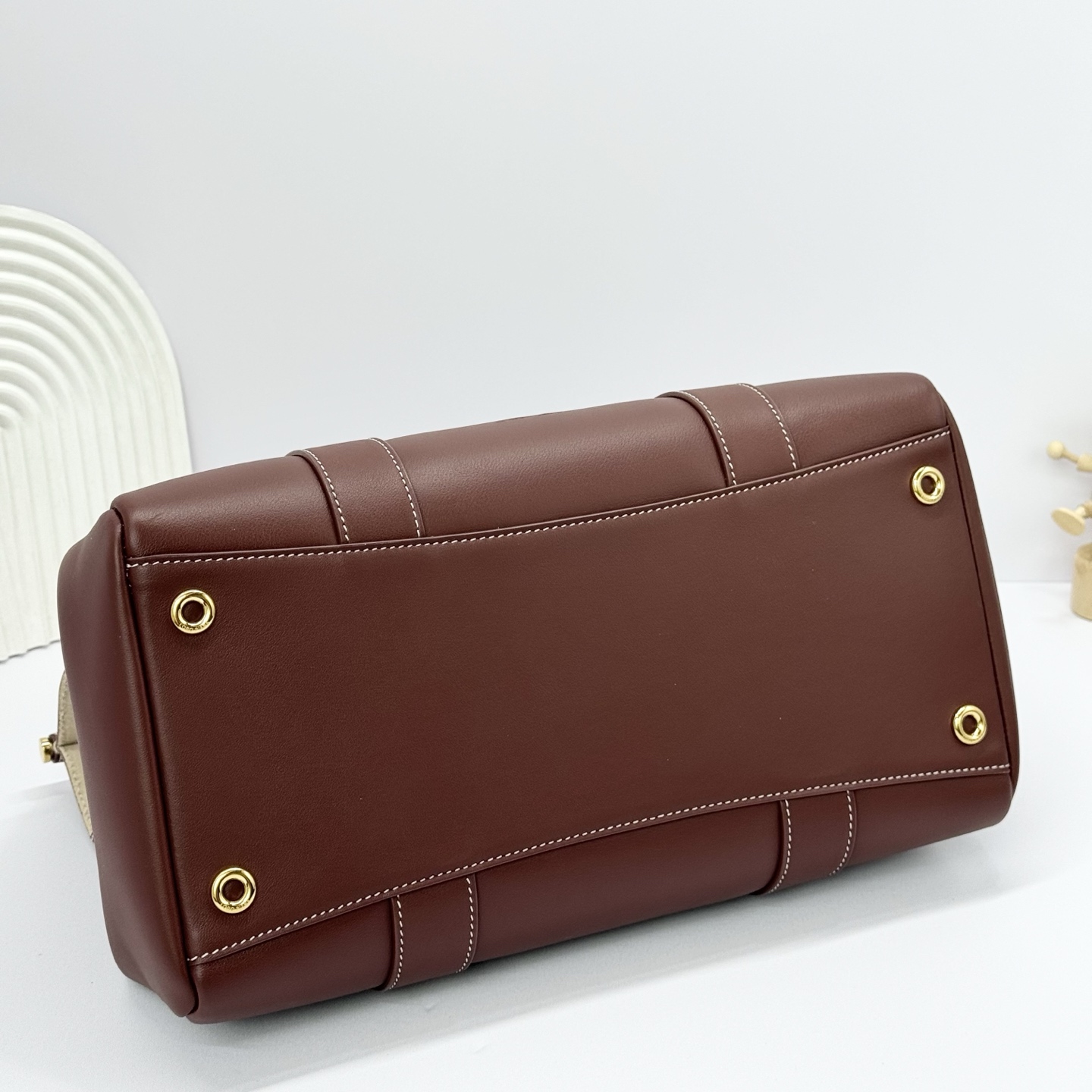 Loro Piana Loom bag L32 Smooth Calfskin Smoked Caramel/Sun Gold |
