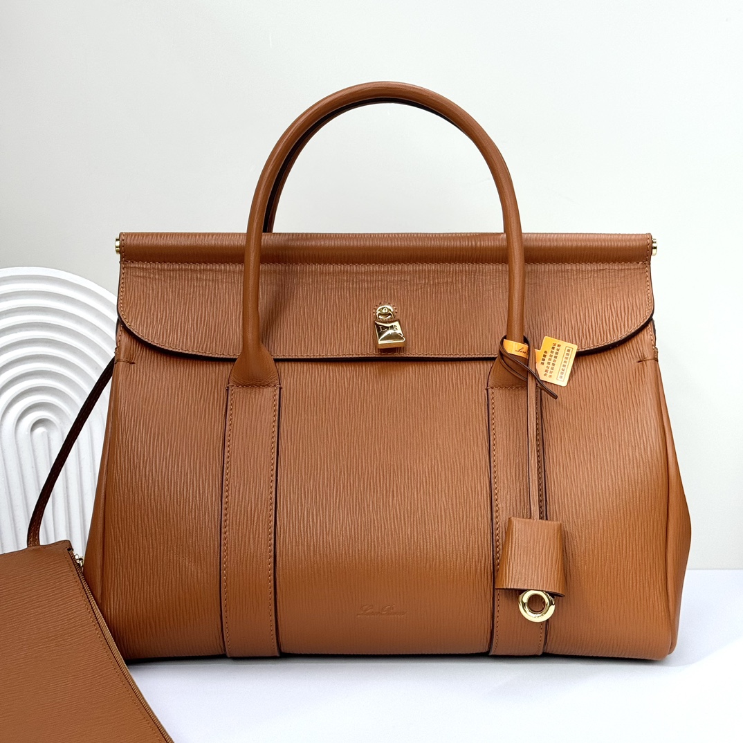Loro Piana Loom bag L32 Calfskin Warm Tan/Sun Gold | Loro Piana G