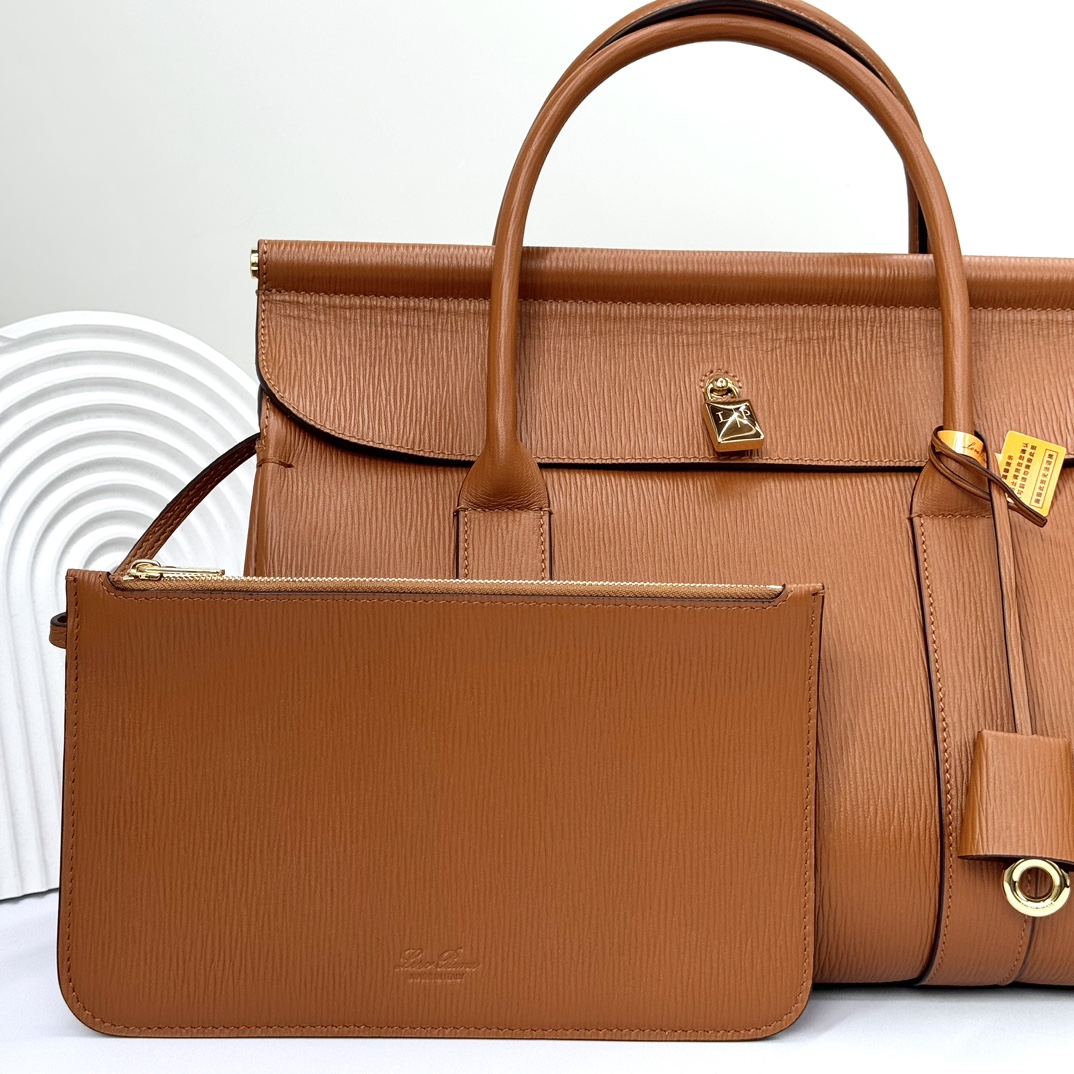 Loro Piana Loom bag L32 Calfskin Warm Tan/Sun Gold | Loro Piana G
