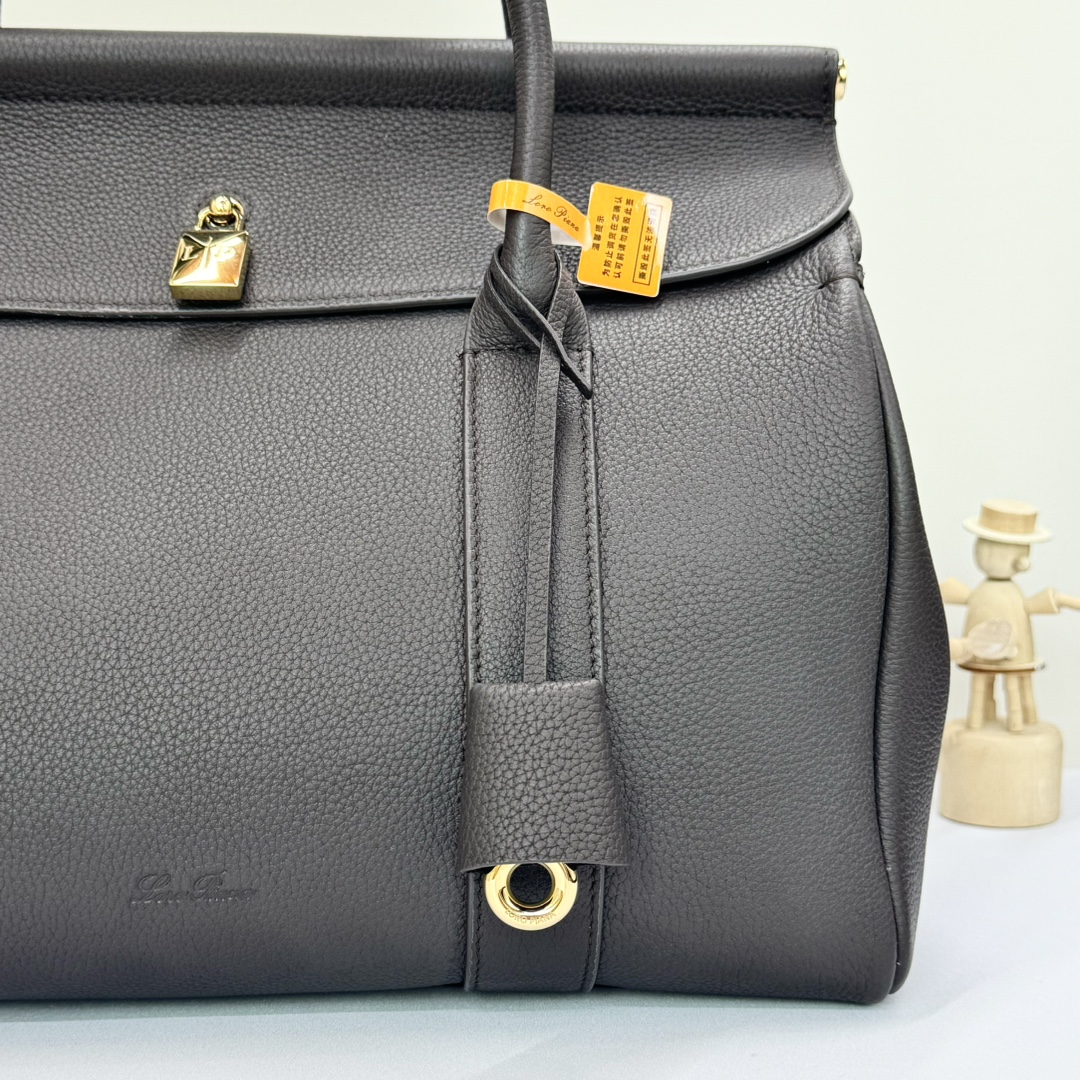 Loro Piana Loom bag L32 Grained Calfskin black| Loro Piana