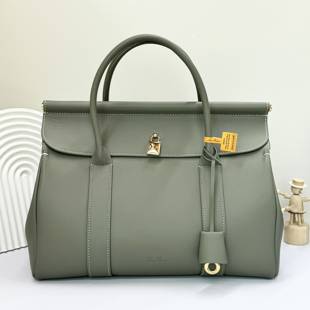 Loro Piana Loom bag L25 Calfskin Glory Green/Sun Gold | Loro Piana SA