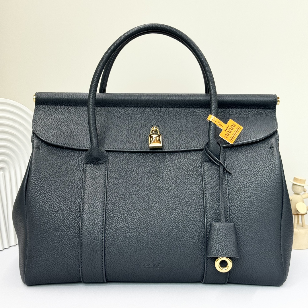 Loro Piana Loom bag L32 Grained Calfskin Navy Blue | Loro Piana