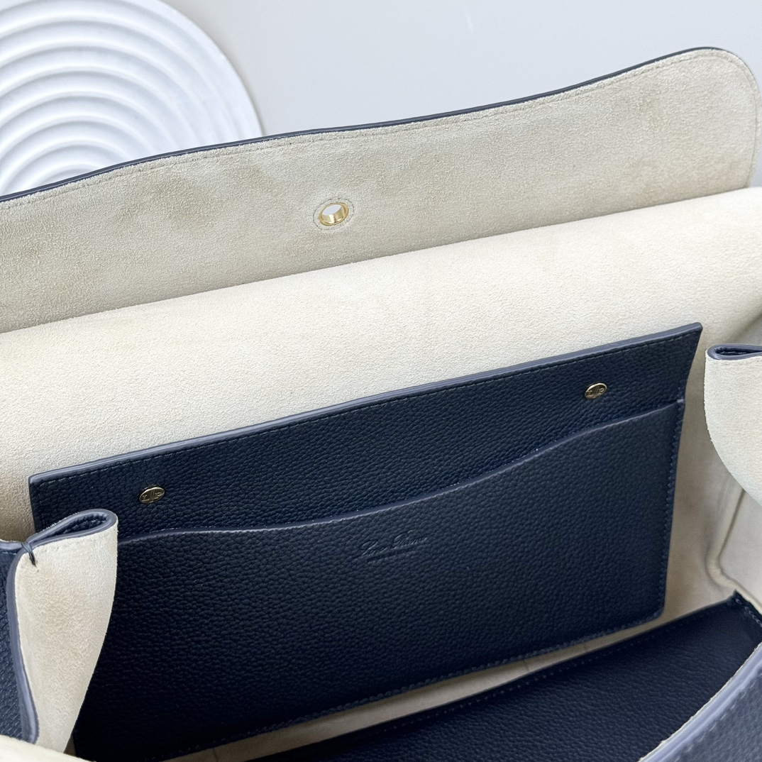 Loro Piana Loom bag L32 Grained Calfskin Navy Blue | Loro Piana