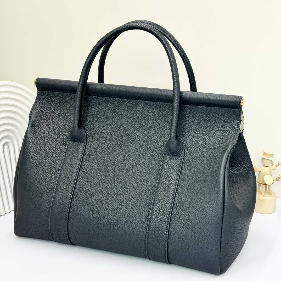Loro Piana Loom bag L32 Grained Calfskin Navy Blue | Loro Piana