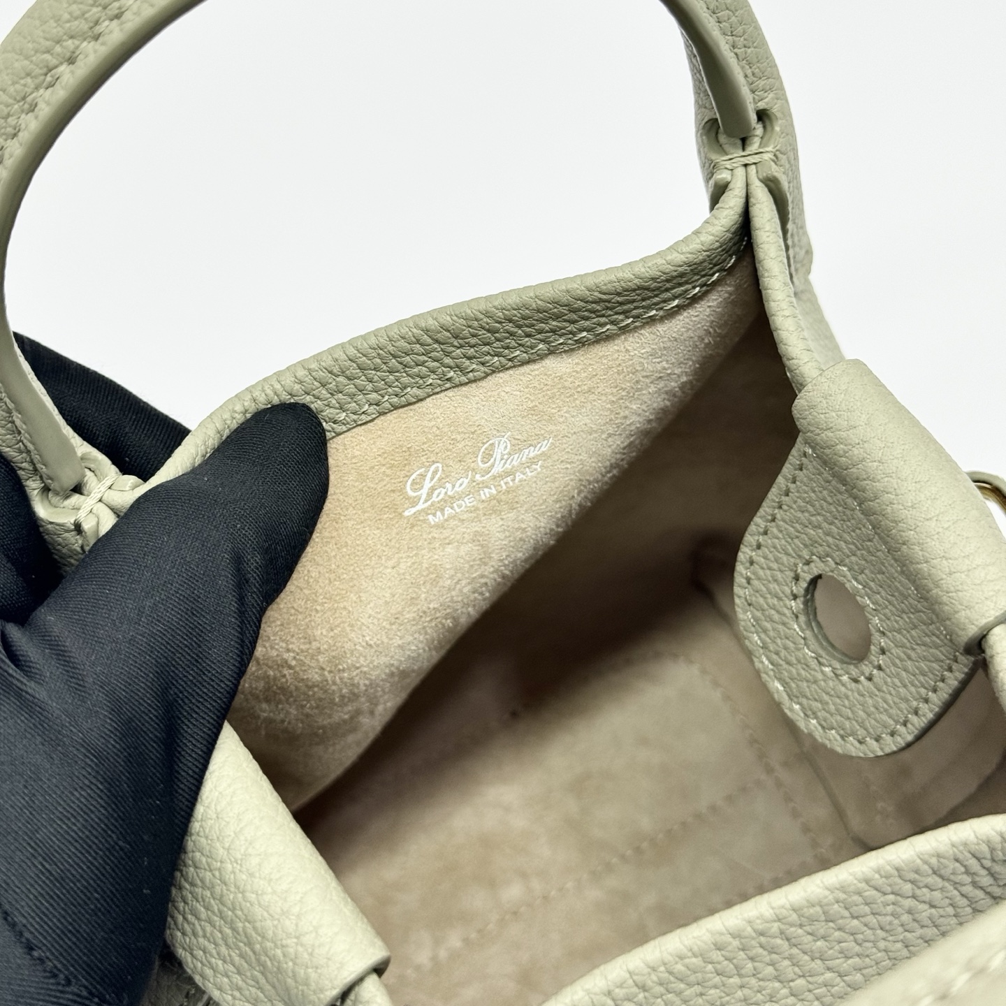 Loro Piana Micro Bale bag Grained Calfskin Dark Lichen Green | Loro Piana