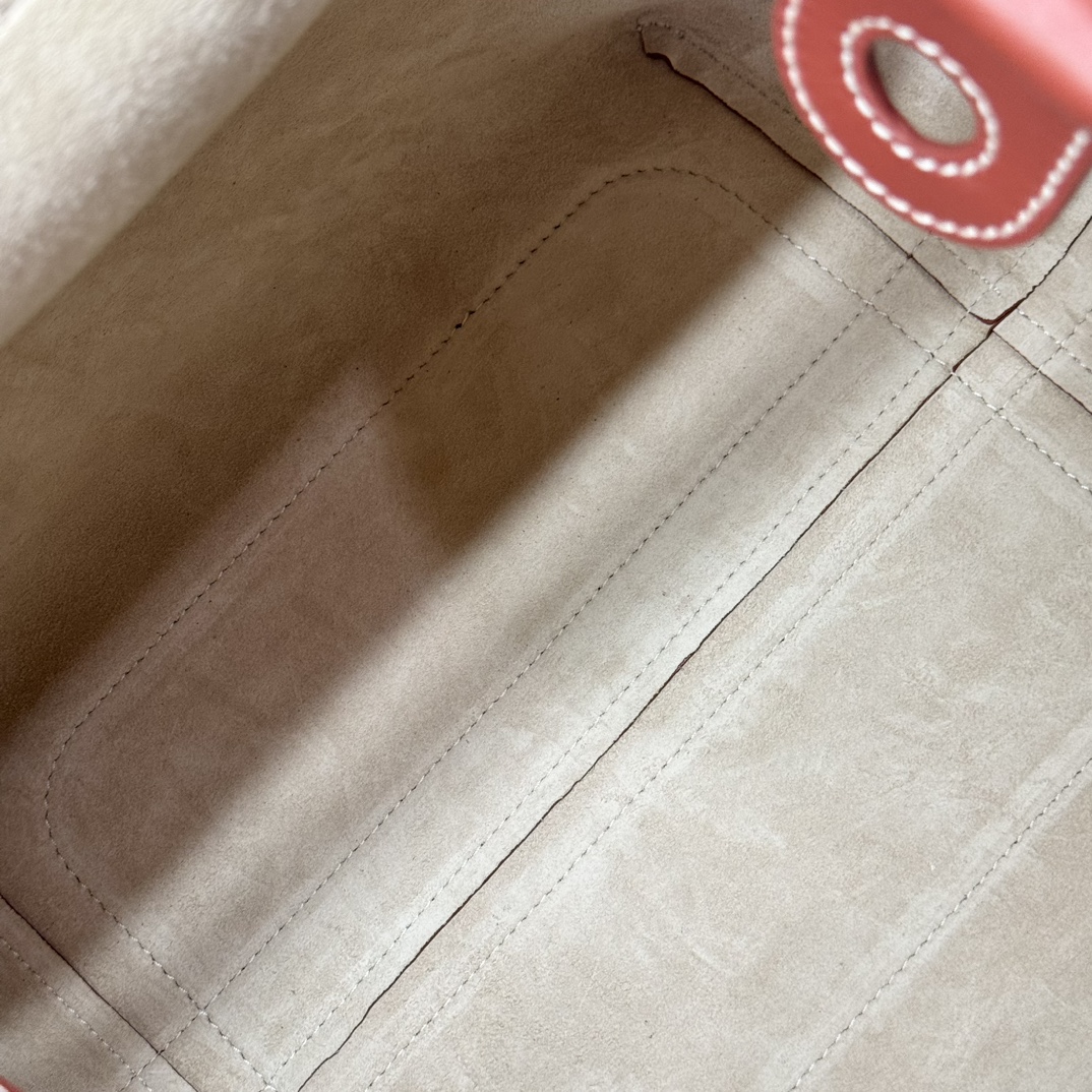 Loro Piana Large Bale bag Smooth Calfskin Deep Kummel red | Loro Piana