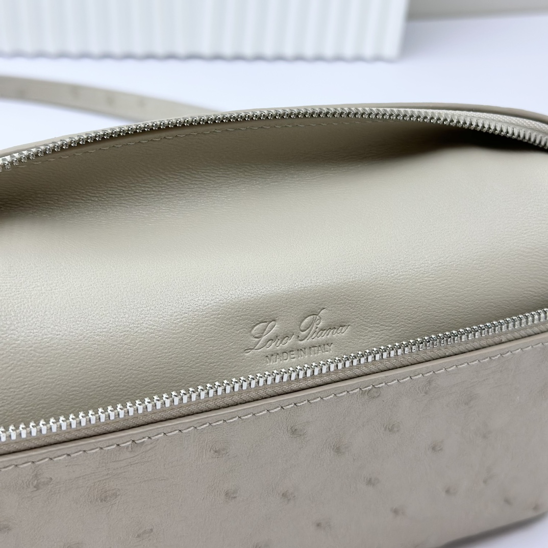 Loro Piano Extra Pocket L19 Ostrich Leather beige