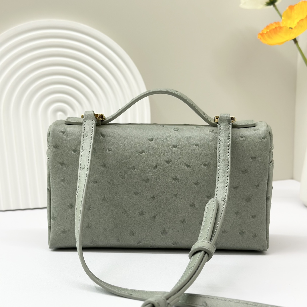 Loro Piano Extra Pocket L19 Ostrich Leather green