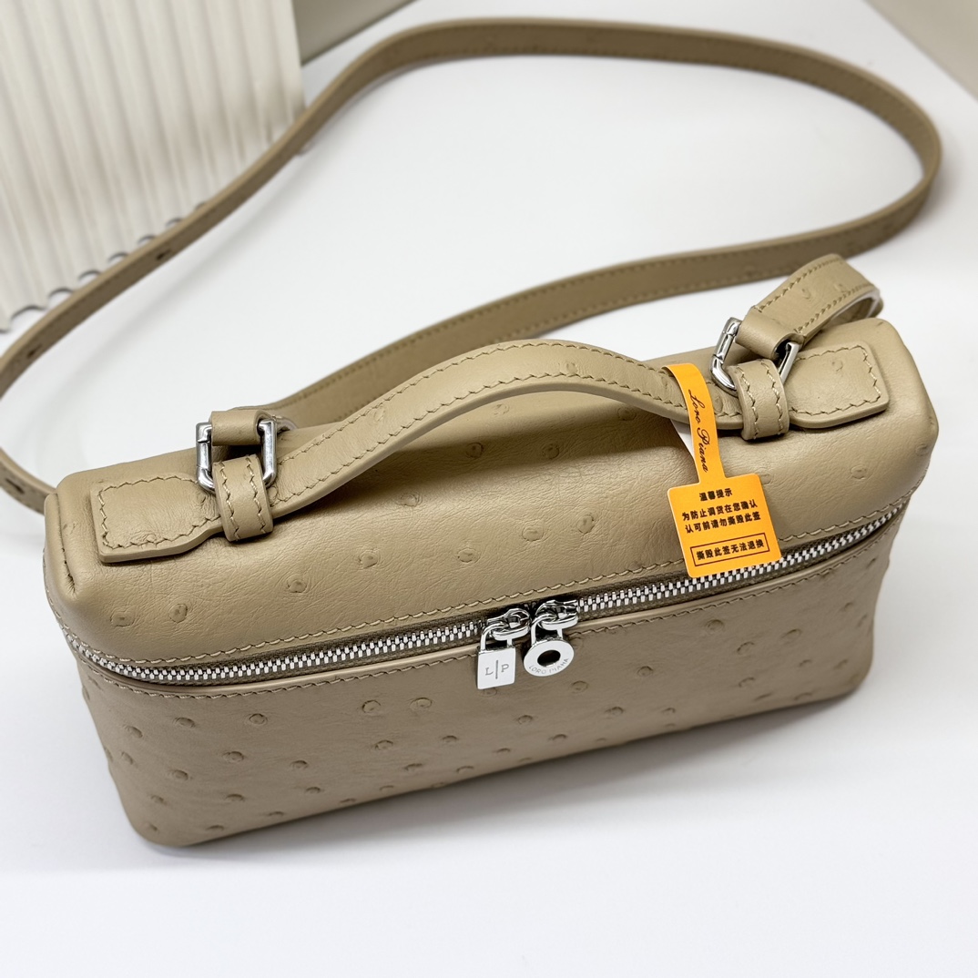 Loro Piano Extra Pocket L19 Ostrich Leather bag beige