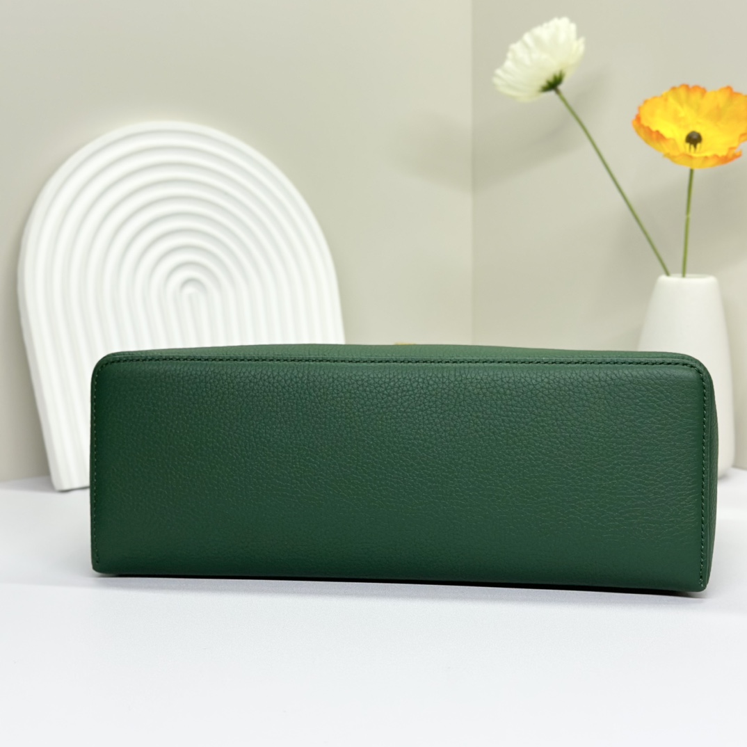 Loro Piana  neo pouch leather crossbody bag - green