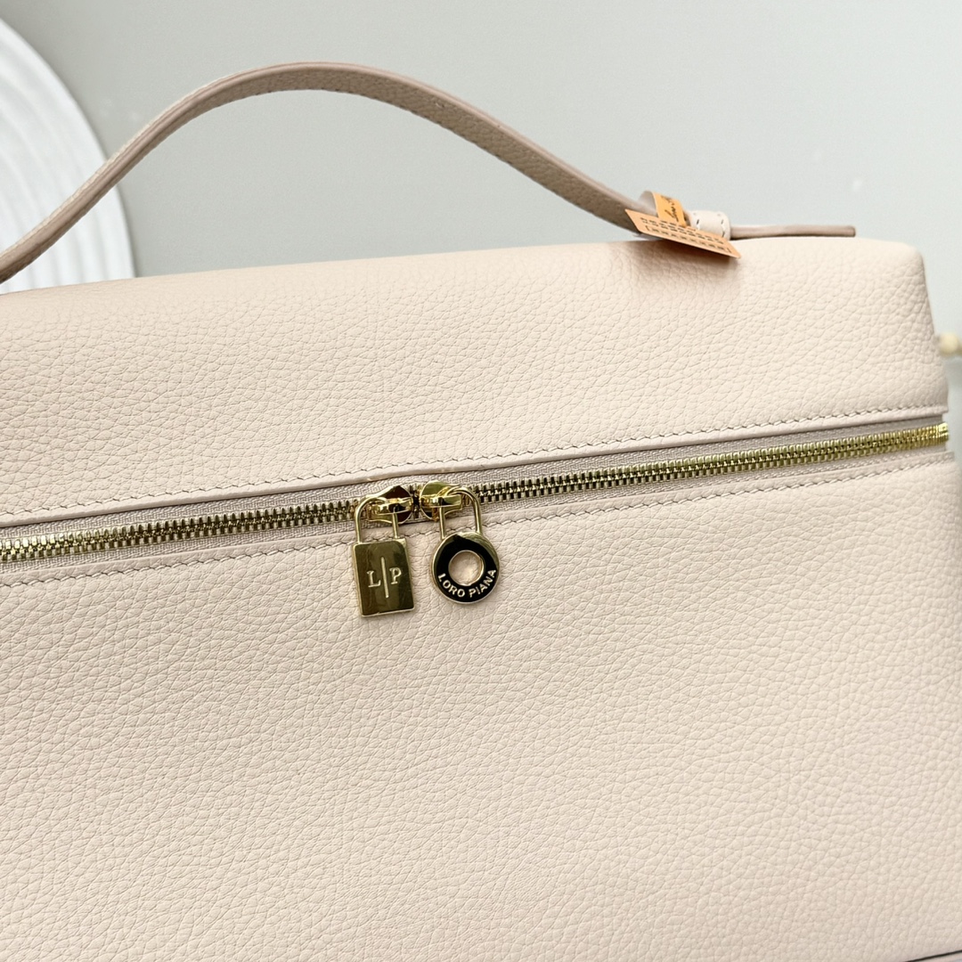 Loro Piana  neo pouch leather crossbody bag - beige