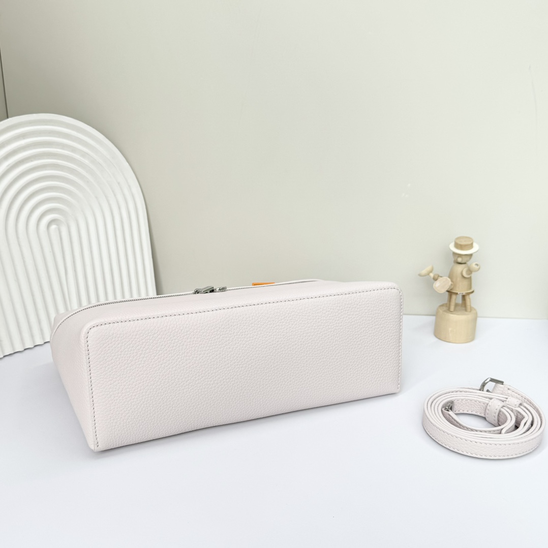 Loro Piana  neo pouch leather crossbody bag - white
