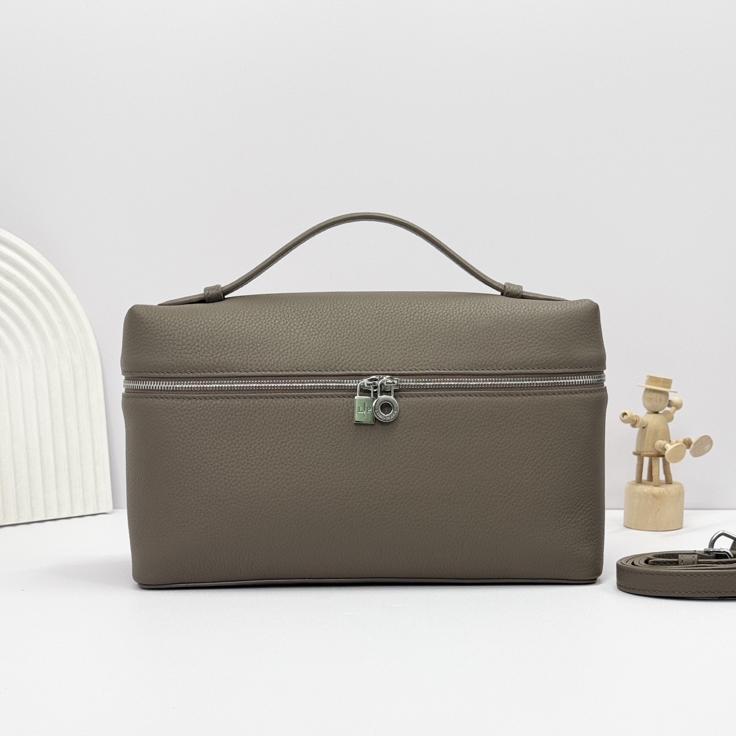 Loro Piana Leather L19 Extra Pocket – Brown Crossbody