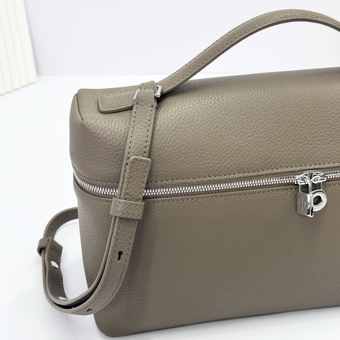 Loro Piana Leather L19 Extra Pocket - Brown Crossbody