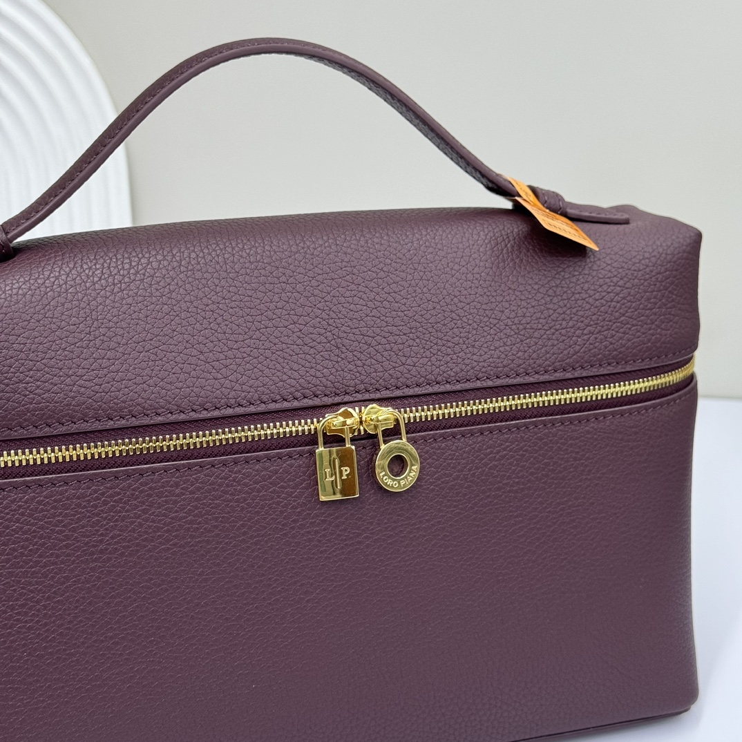 Extra pocket leather handbag Loro Piana Burgundy in Leather - 43067743