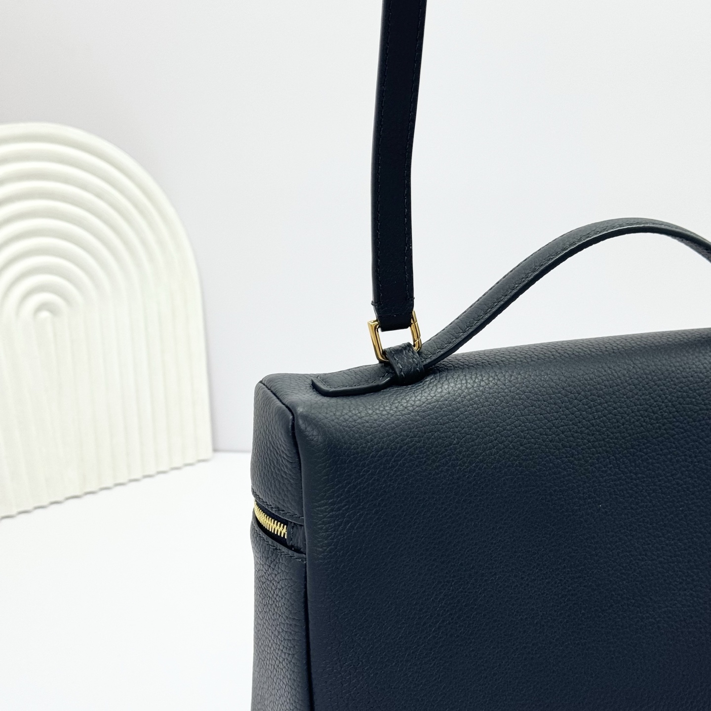 Loro Piana  neo pouch leather crossbody bag - 8000 black