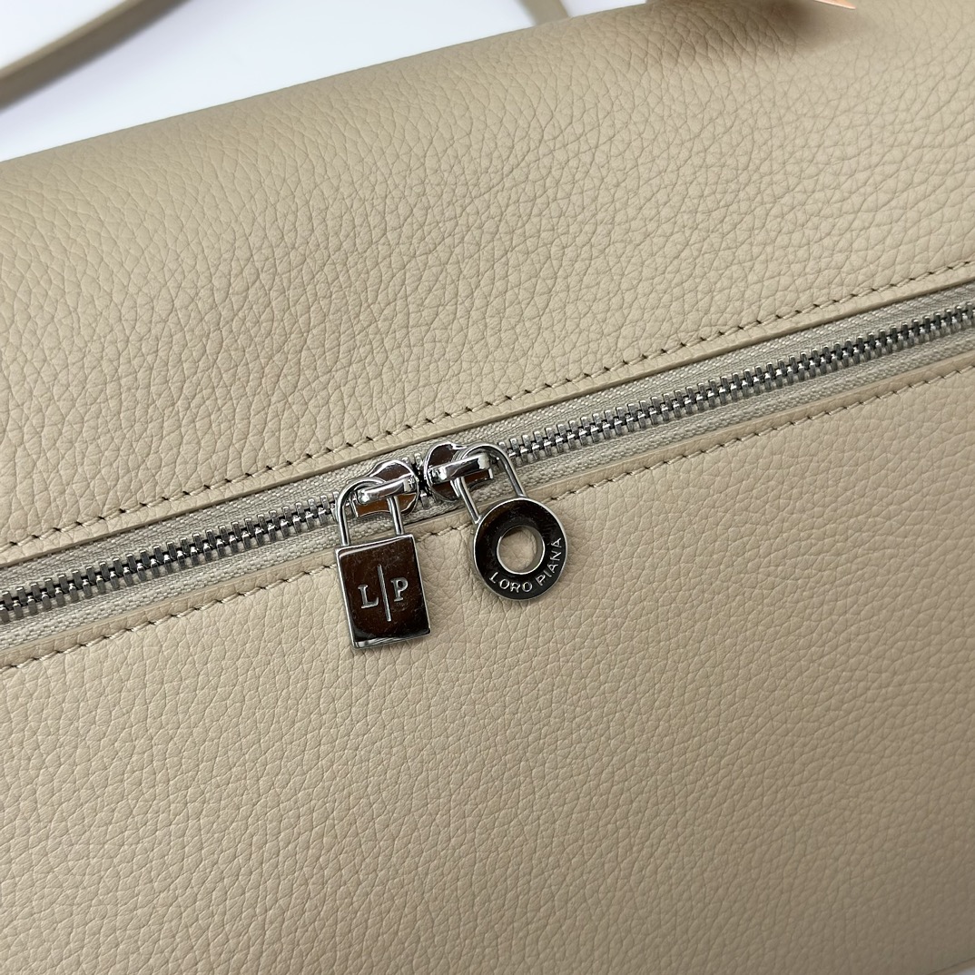 Loro Piana Leather crossbody bag Loro Piana Brown in Leather -