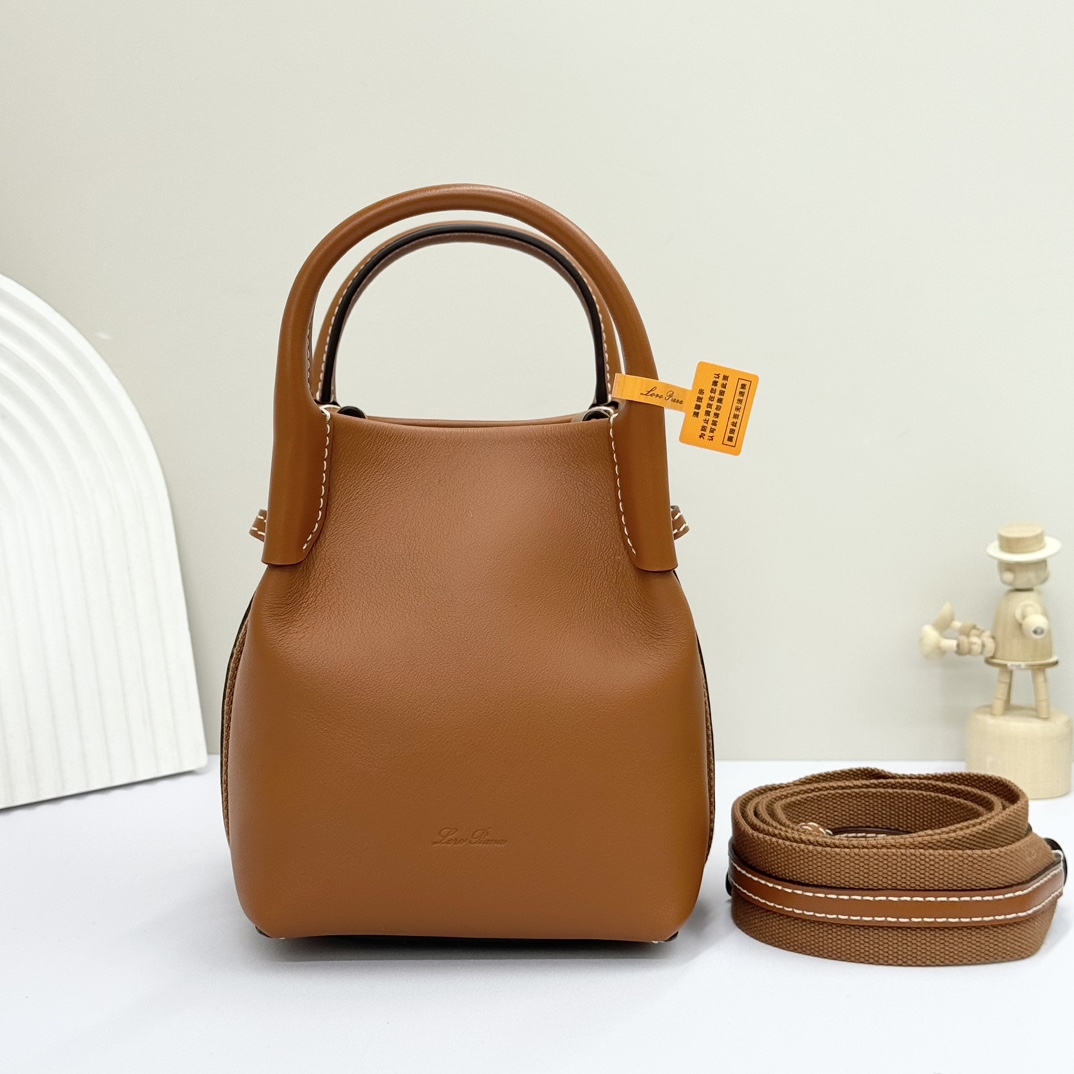 Loro Piana Micro Bale bag Smooth Calfskin Warm Tan | Loro Piana