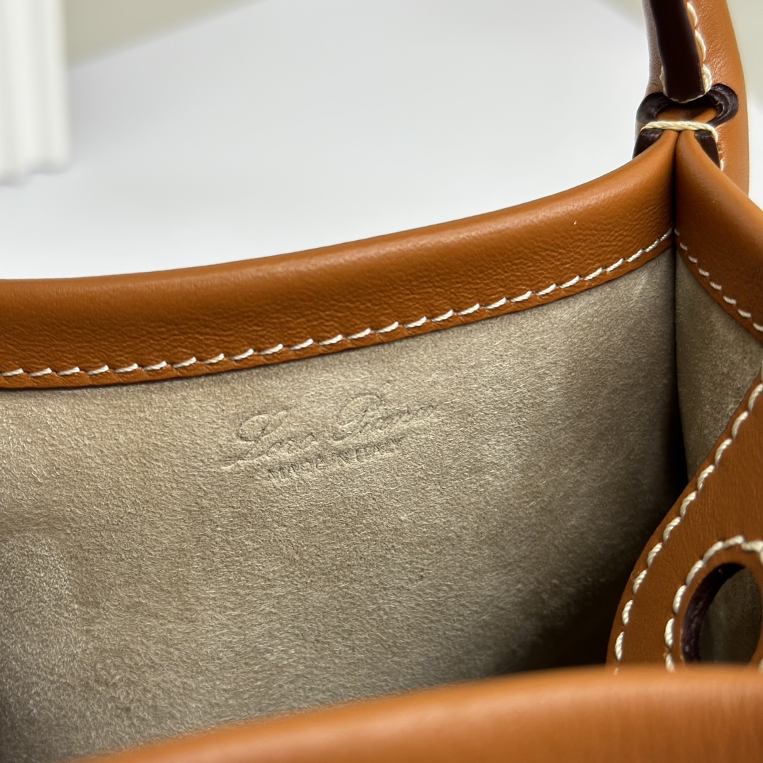 Loro Piana Micro Bale bag Smooth Calfskin Warm Tan | Loro Piana