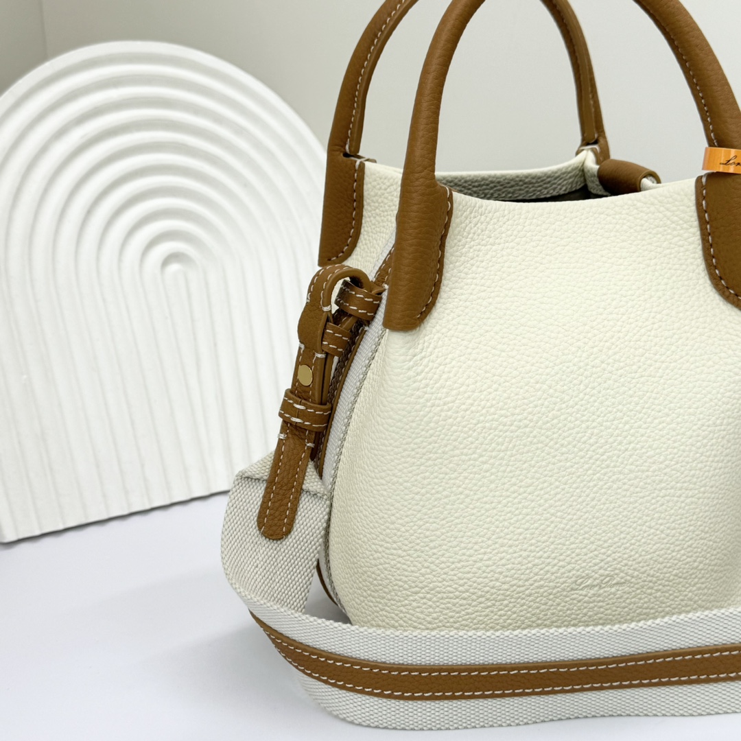 Loro Piana Small Bale bag Calfskin Whisper White/Wheat Bran/Sun Gold |
