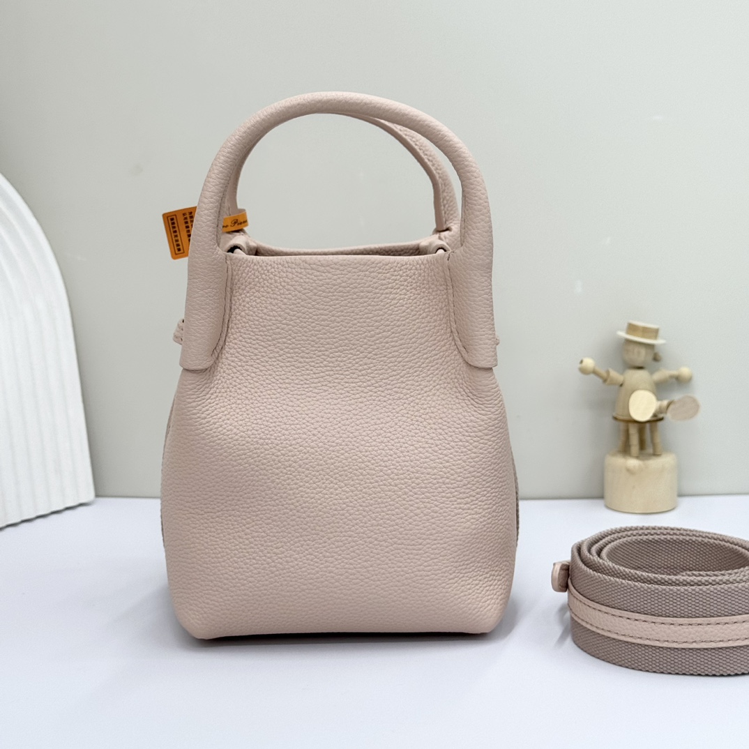 Loro Piana Micro Bale bag Grained Calfskin pink Light Mastic/Antique Silver | Loro Piana US