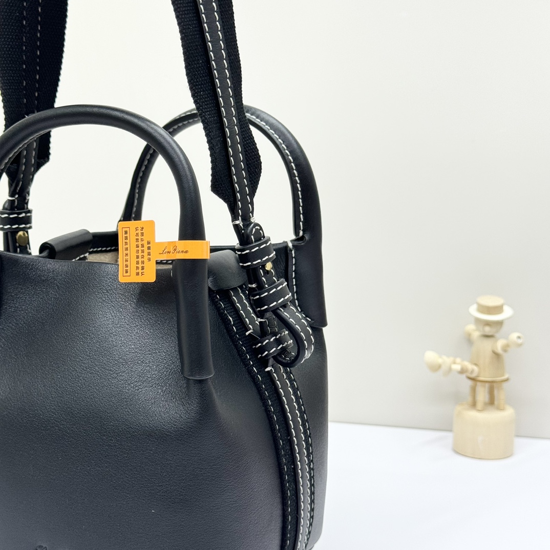 Loro Piana Bale Small leather bucket bag in black - Loro Piana |