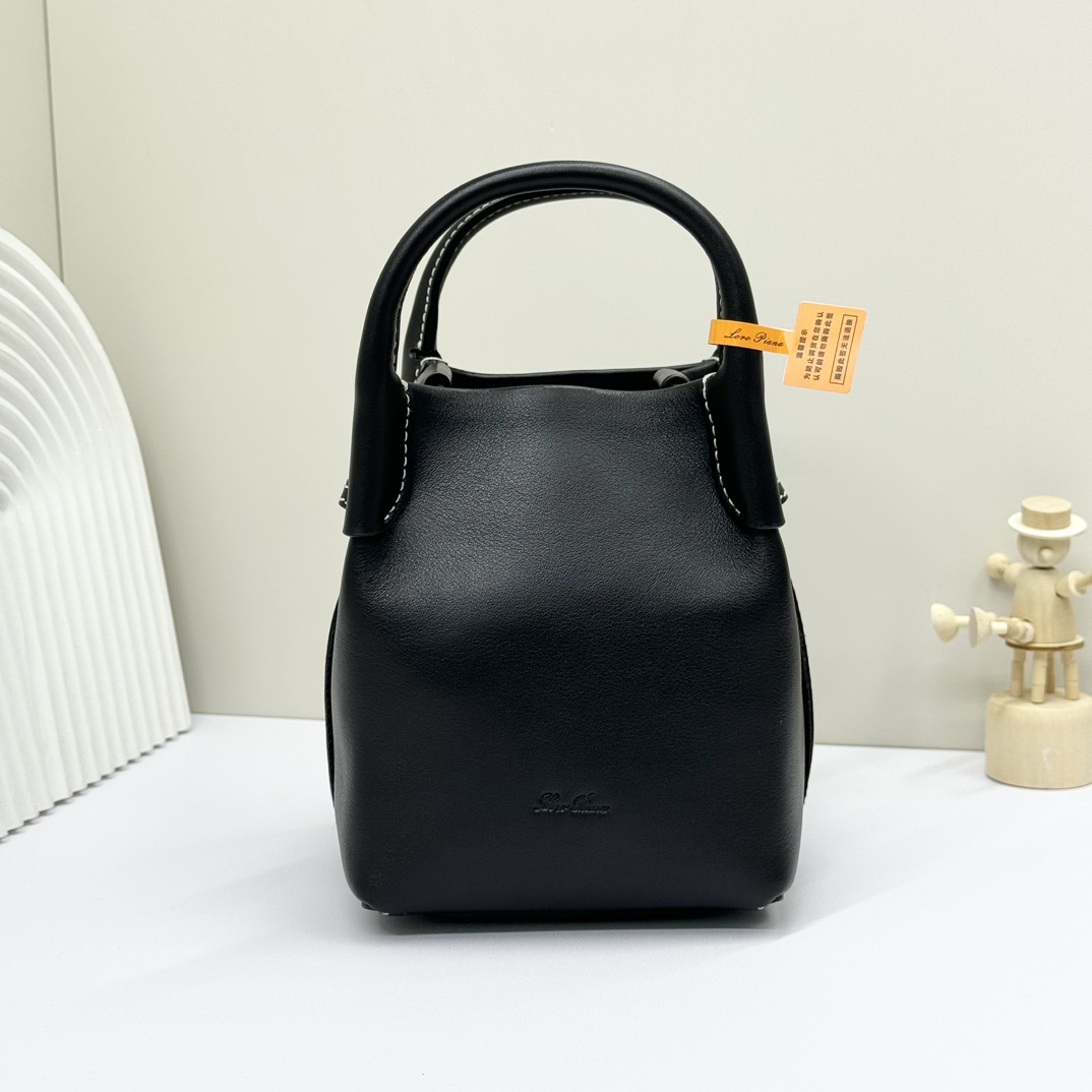 Loro Piana Bale Small leather bucket bag in black – Loro Piana |