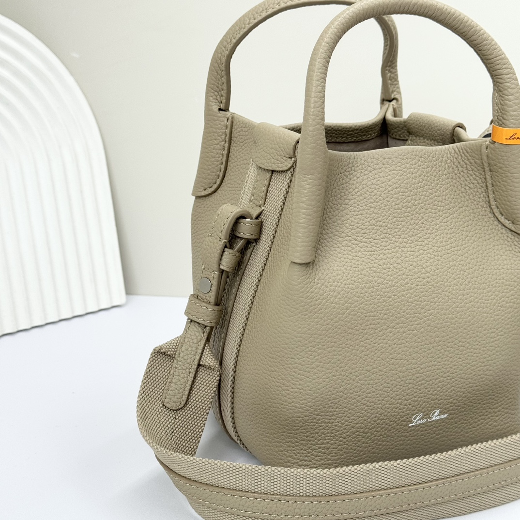 Loro Piana Micro Bale bag Grained Calfskin Dark Lichen Gray | Loro Piana