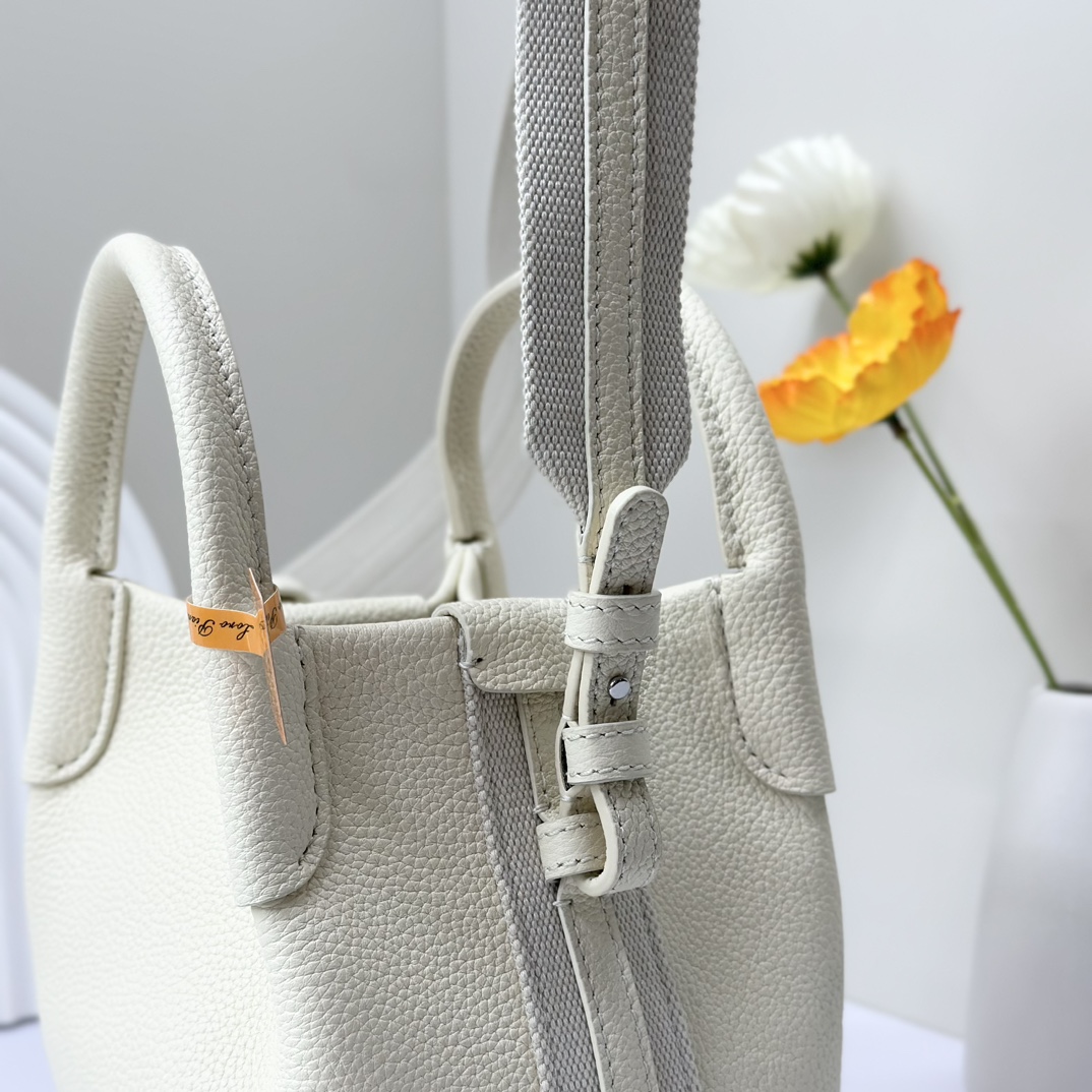 Loro Piana Micro Bale bag Grained Calfskin Dark Lichen white| Loro Piana