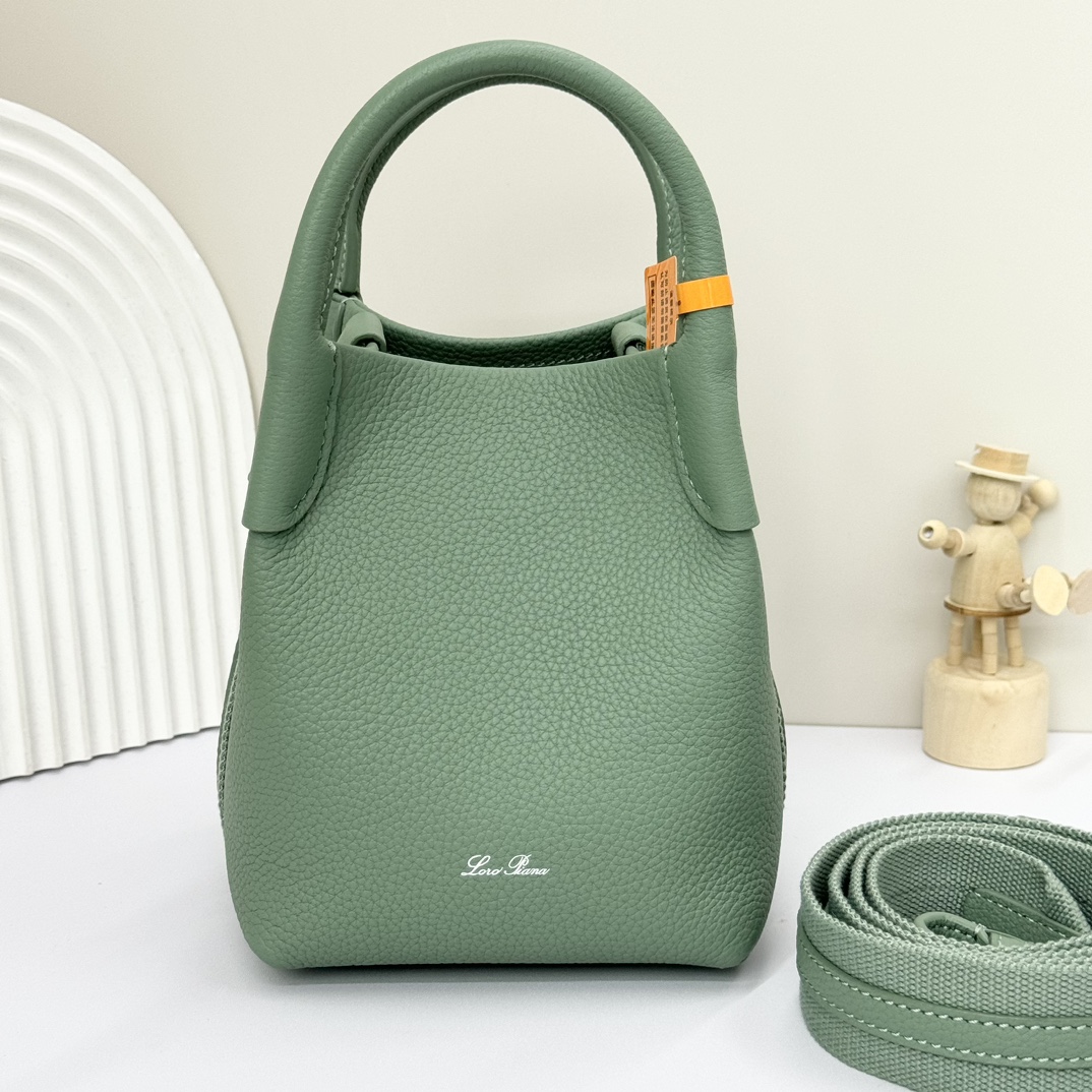 Loro Piana Micro Bale bag Grained Calfskin Dark Lichen Green | Loro Piana