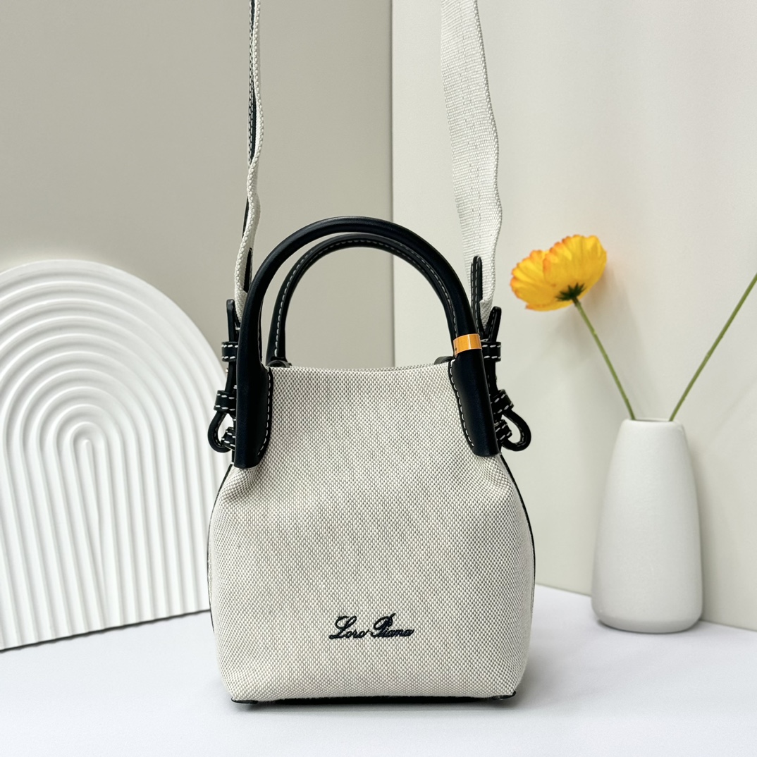 Loro Piana Micro Bale bag Cashmere White/Dark Chocolate Licorice