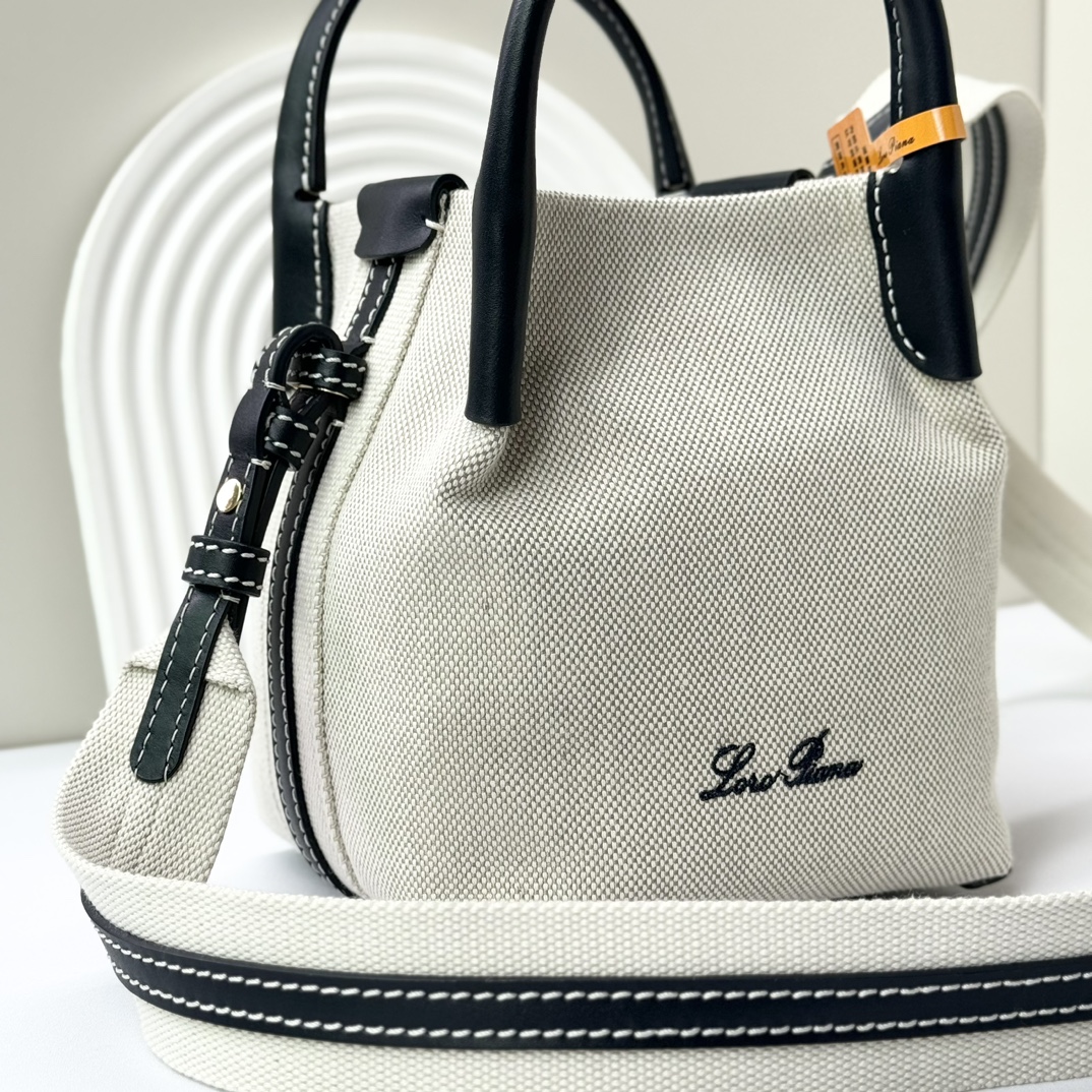 Loro Piana Micro Bale bag Cashmere White/Dark Chocolate Licorice